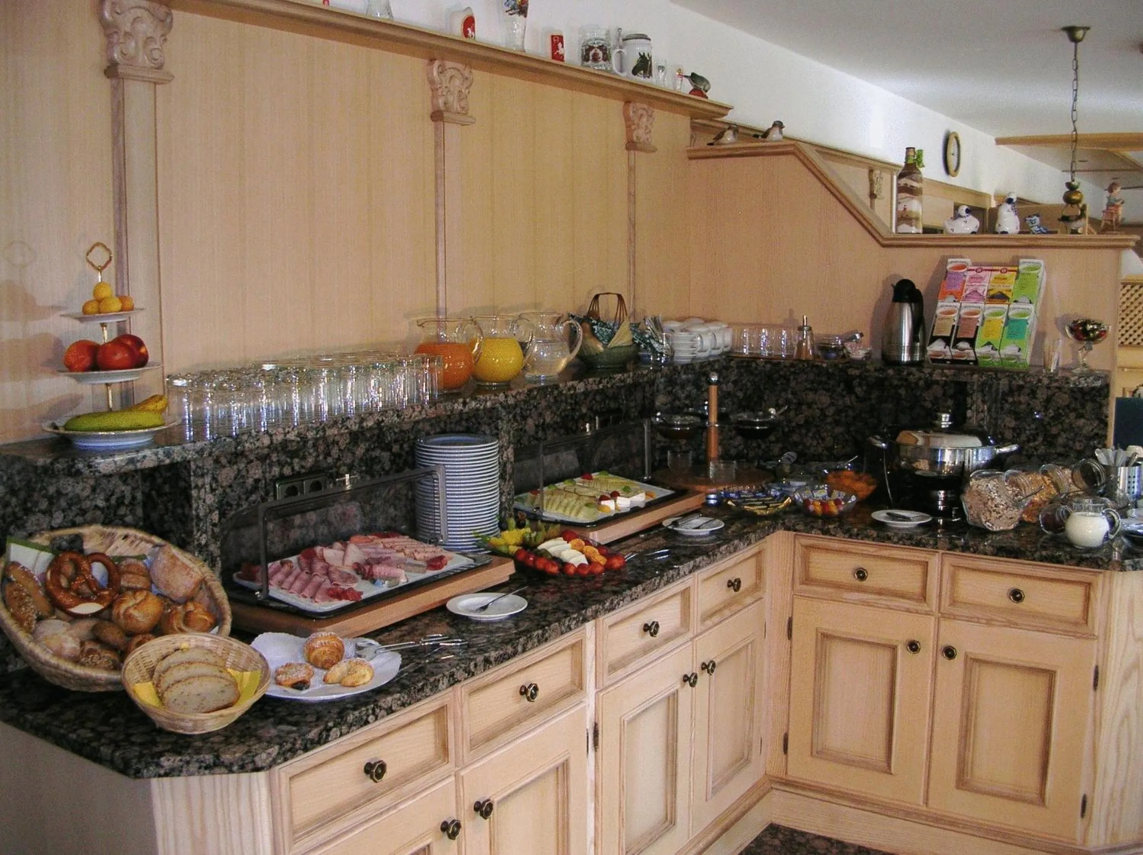 Restaurant/places to eat in Hotel Jagermo