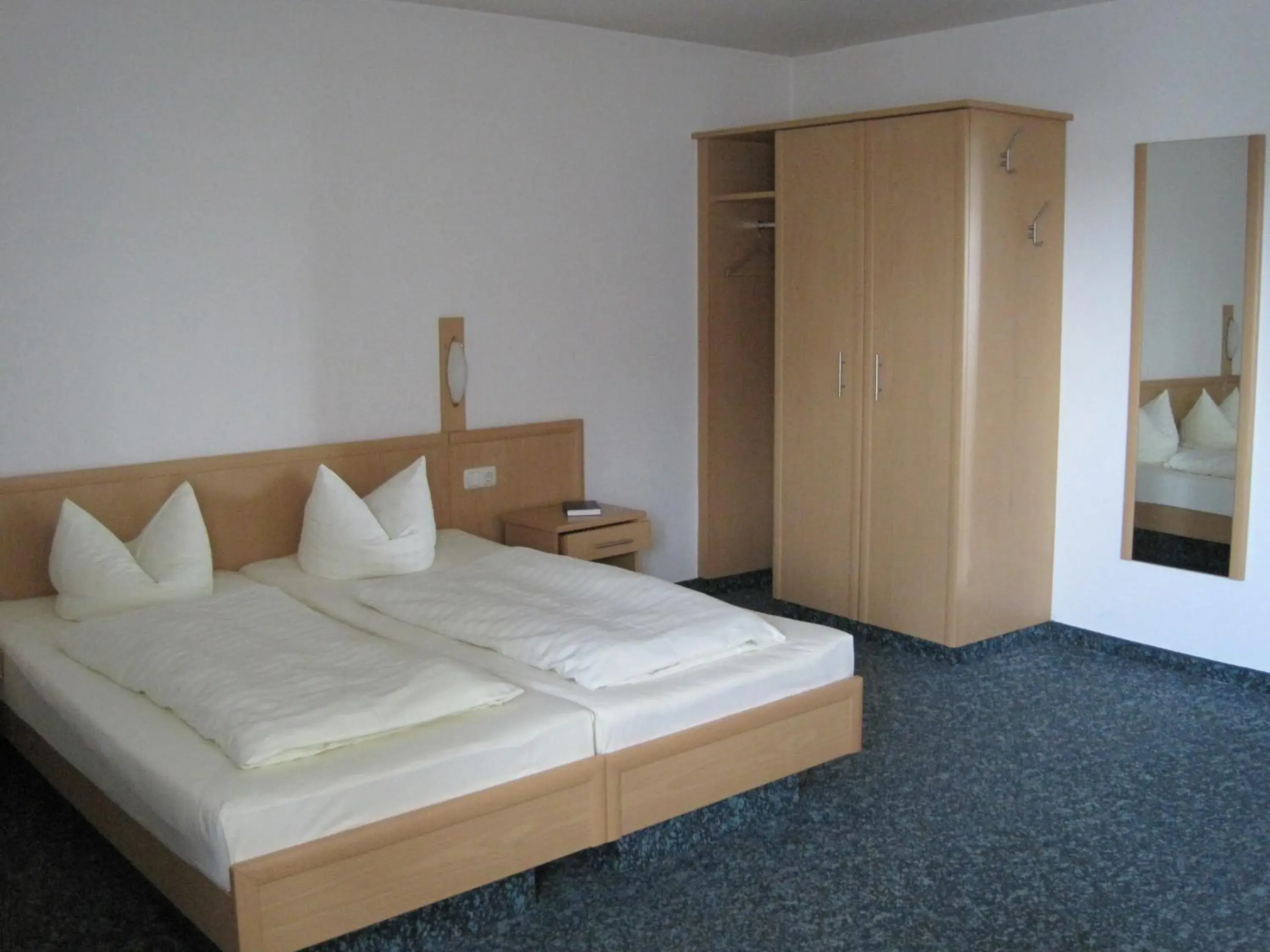 Quadruple Room in Hotel Jagermo Quadruple Room in Hotel Jagermo