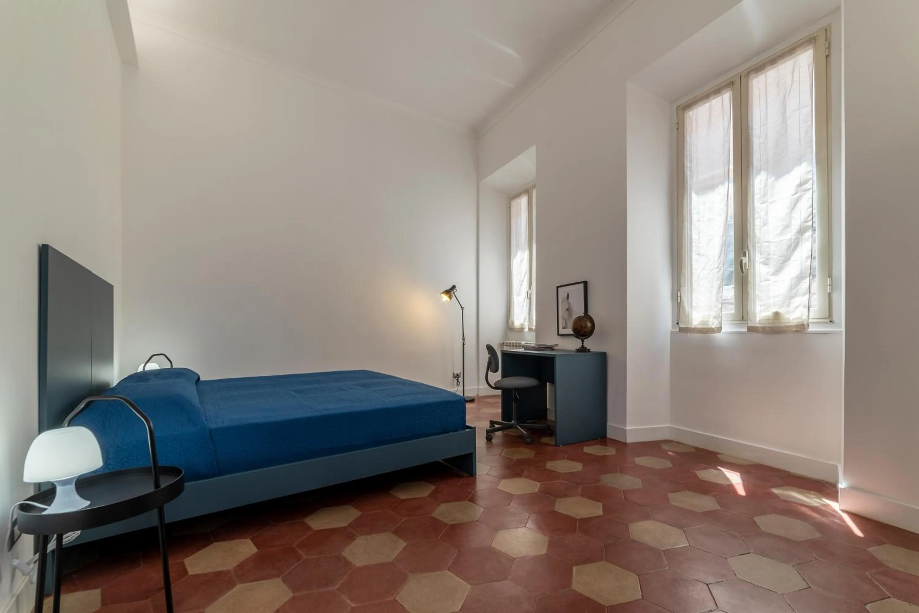 Bedroom, Bed in Largo di Torre Argentina Apartment