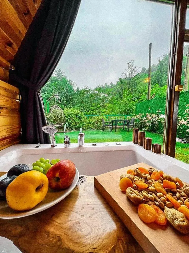 Lake view in Oce Bungalow