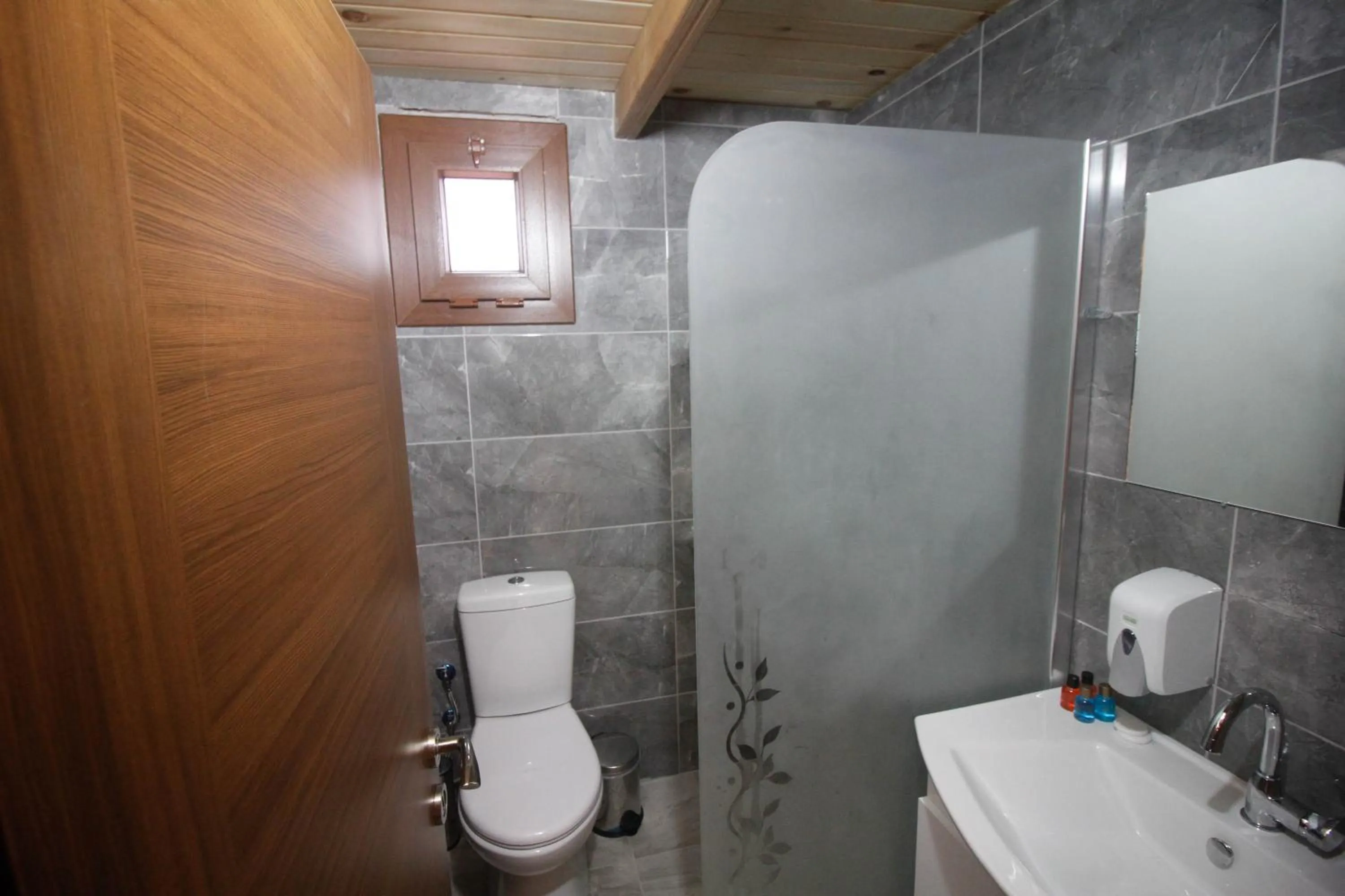 Bathroom in Oce Bungalow
