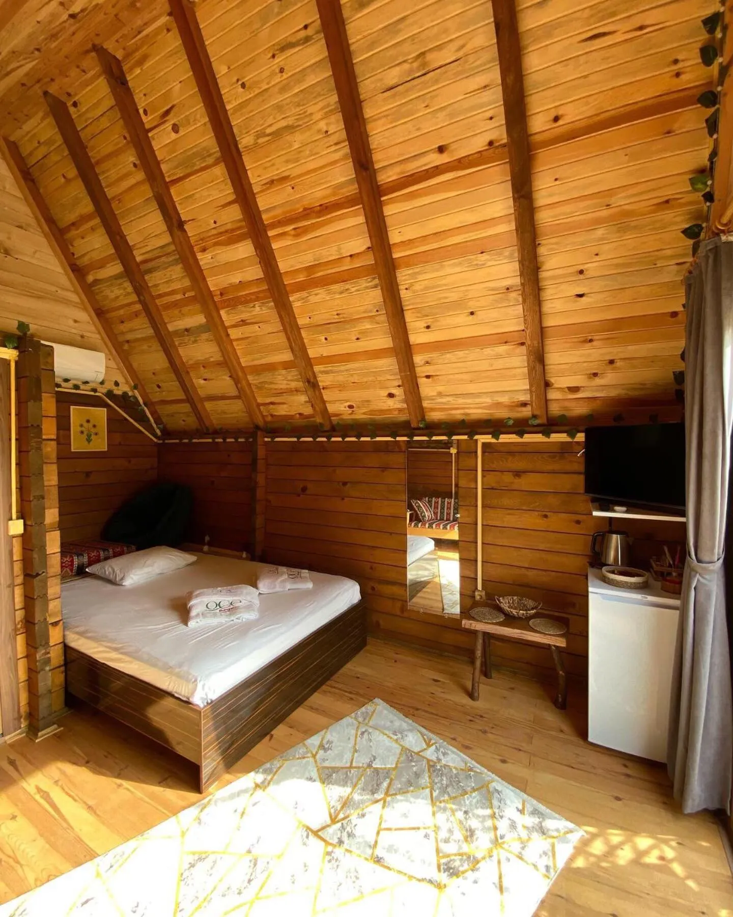 Bedroom, Bed in Oce Bungalow