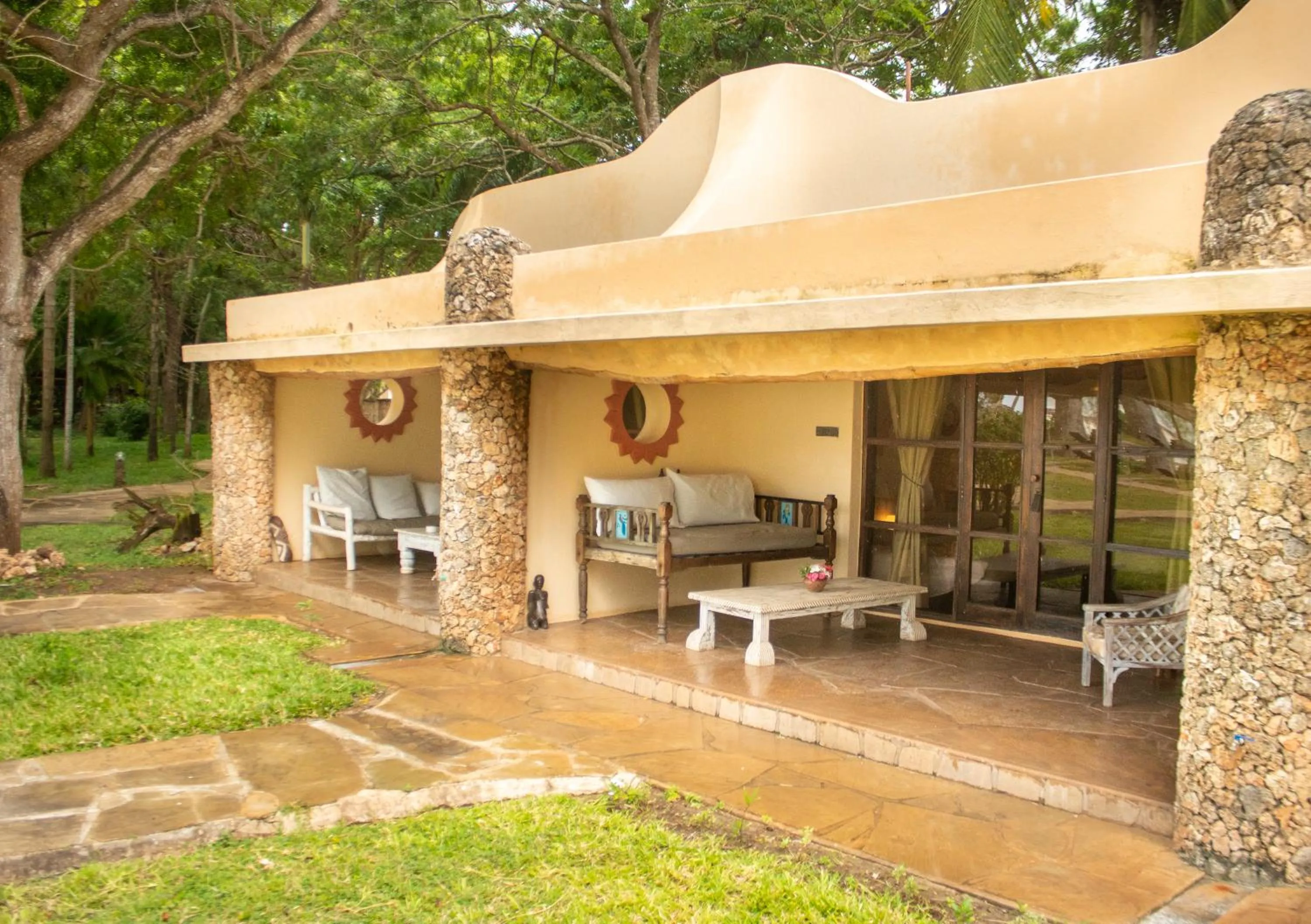 Property building in Eleven Pearl Boutique Hotel & Spa