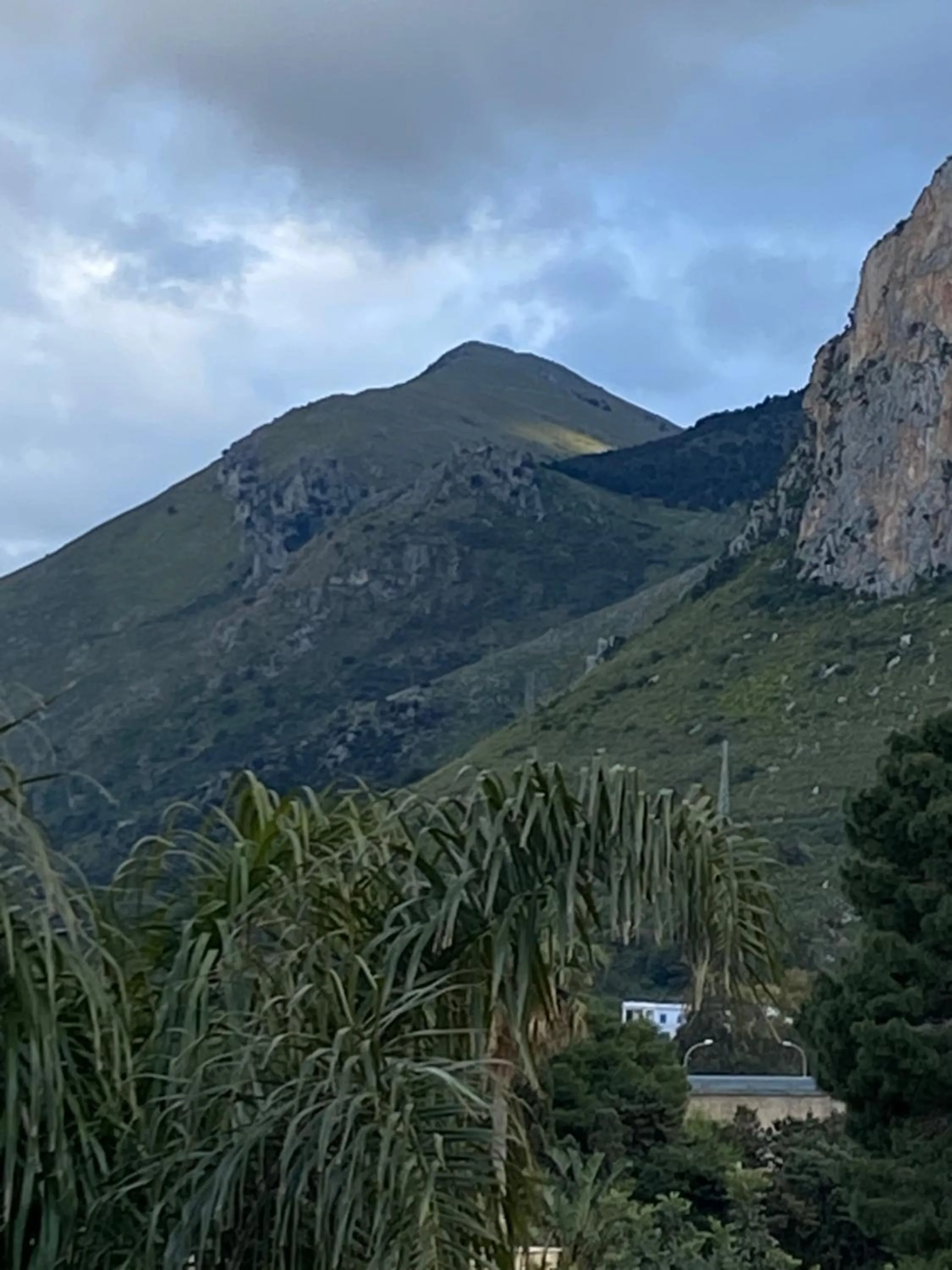 Natural landscape in B&B Torre Pozzillo