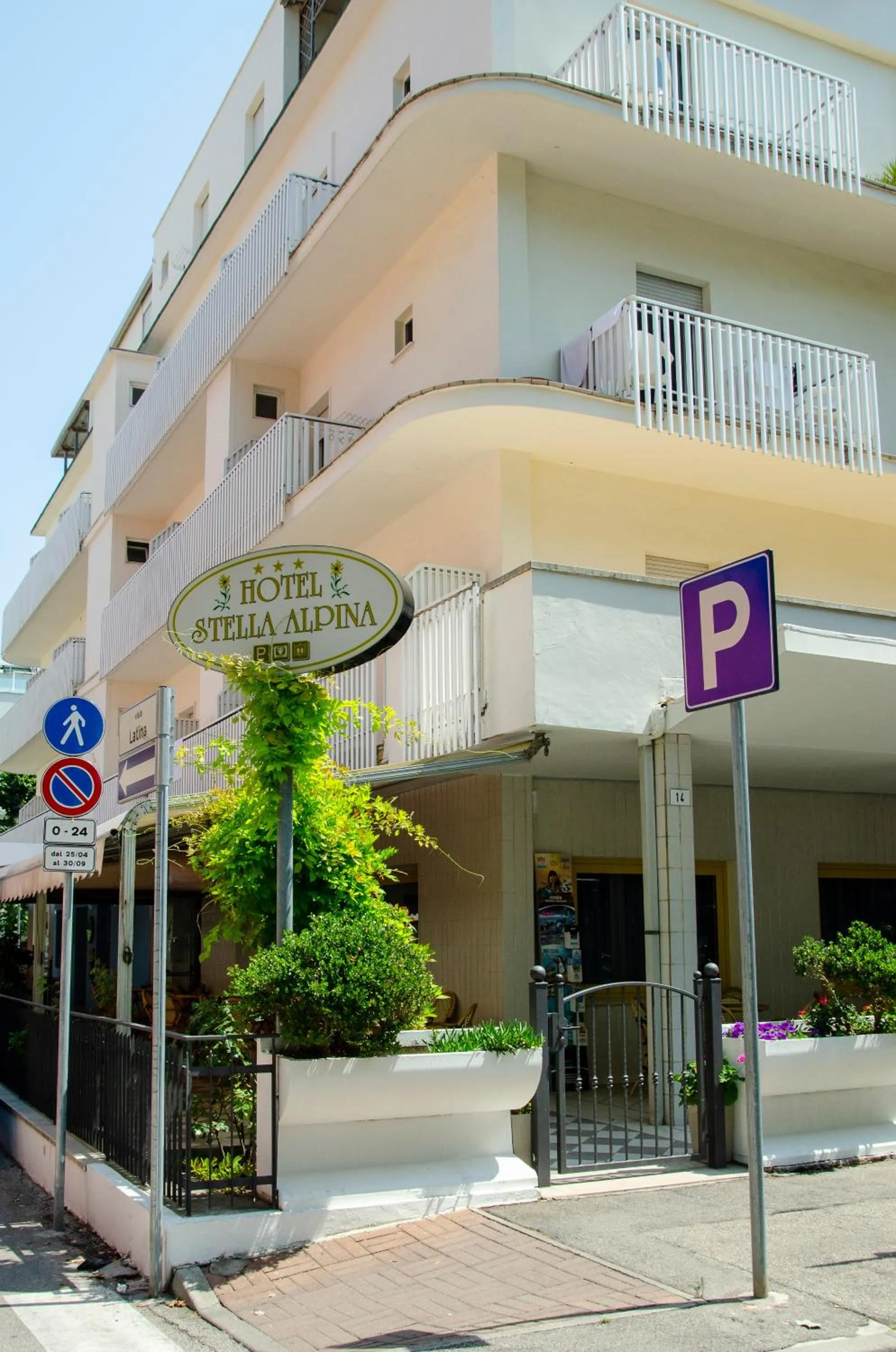 Property building in Hotel Stella Alpina