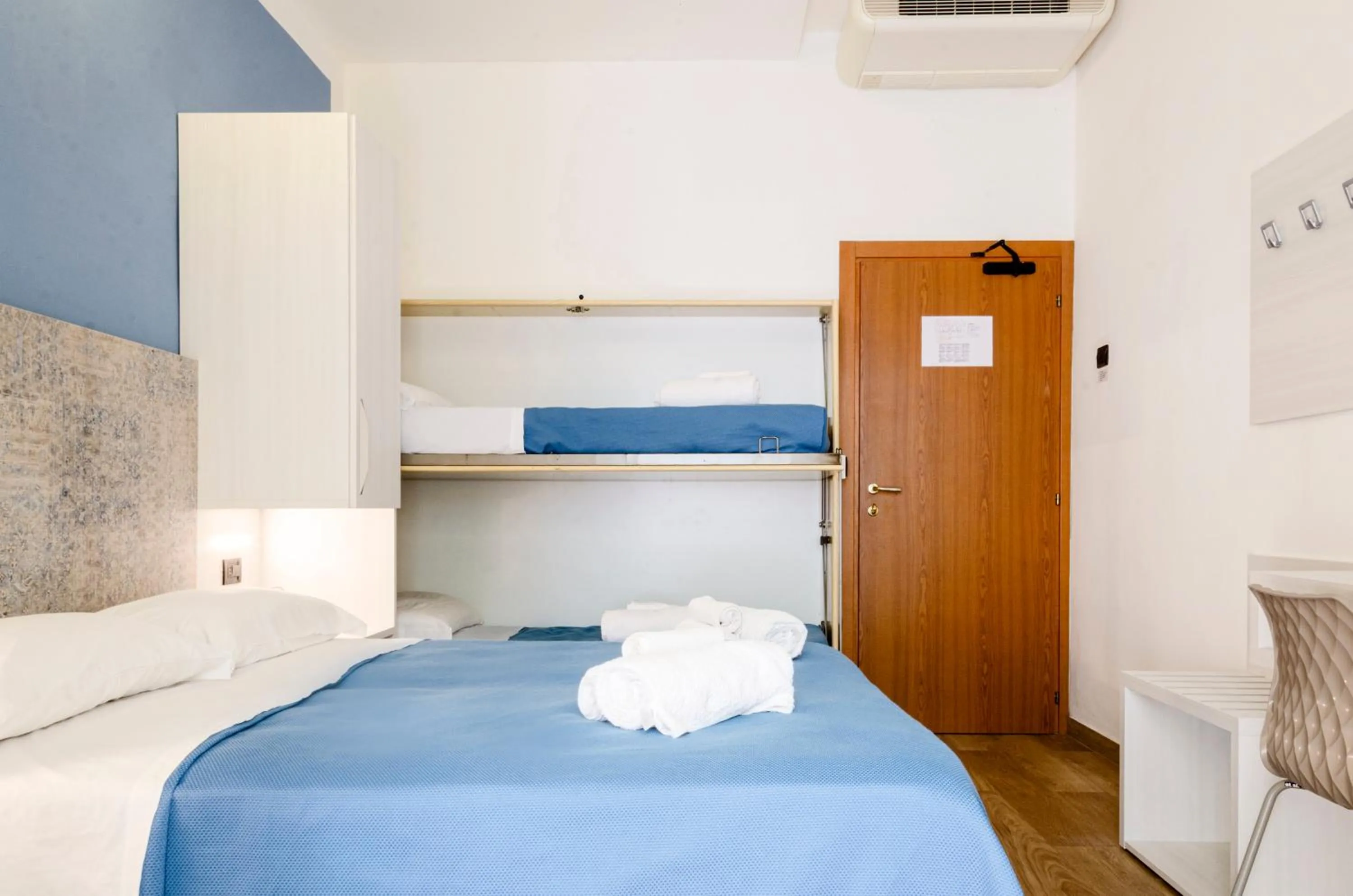 Bed in Hotel Stella Alpina