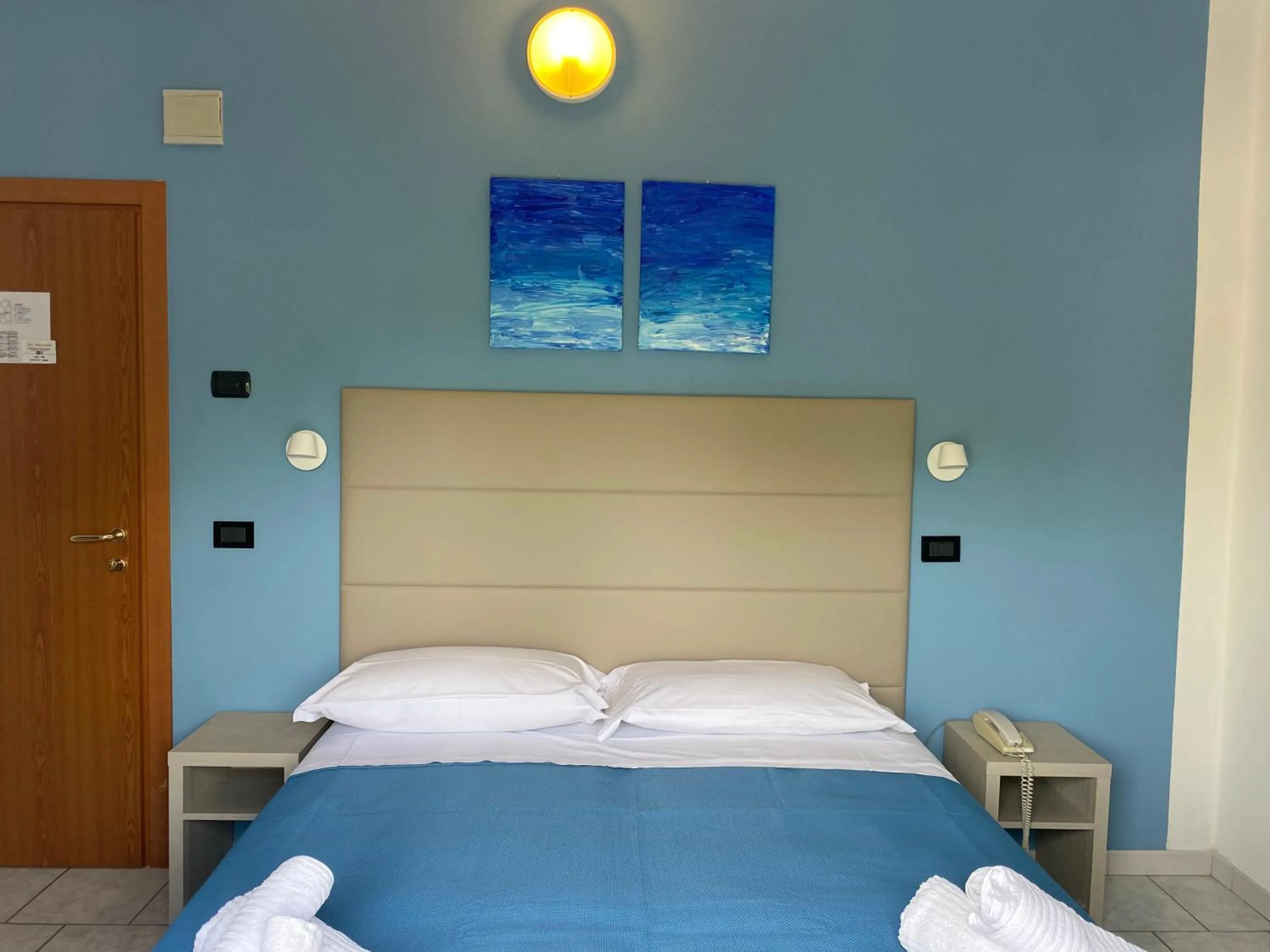 Bed in Hotel Stella Alpina