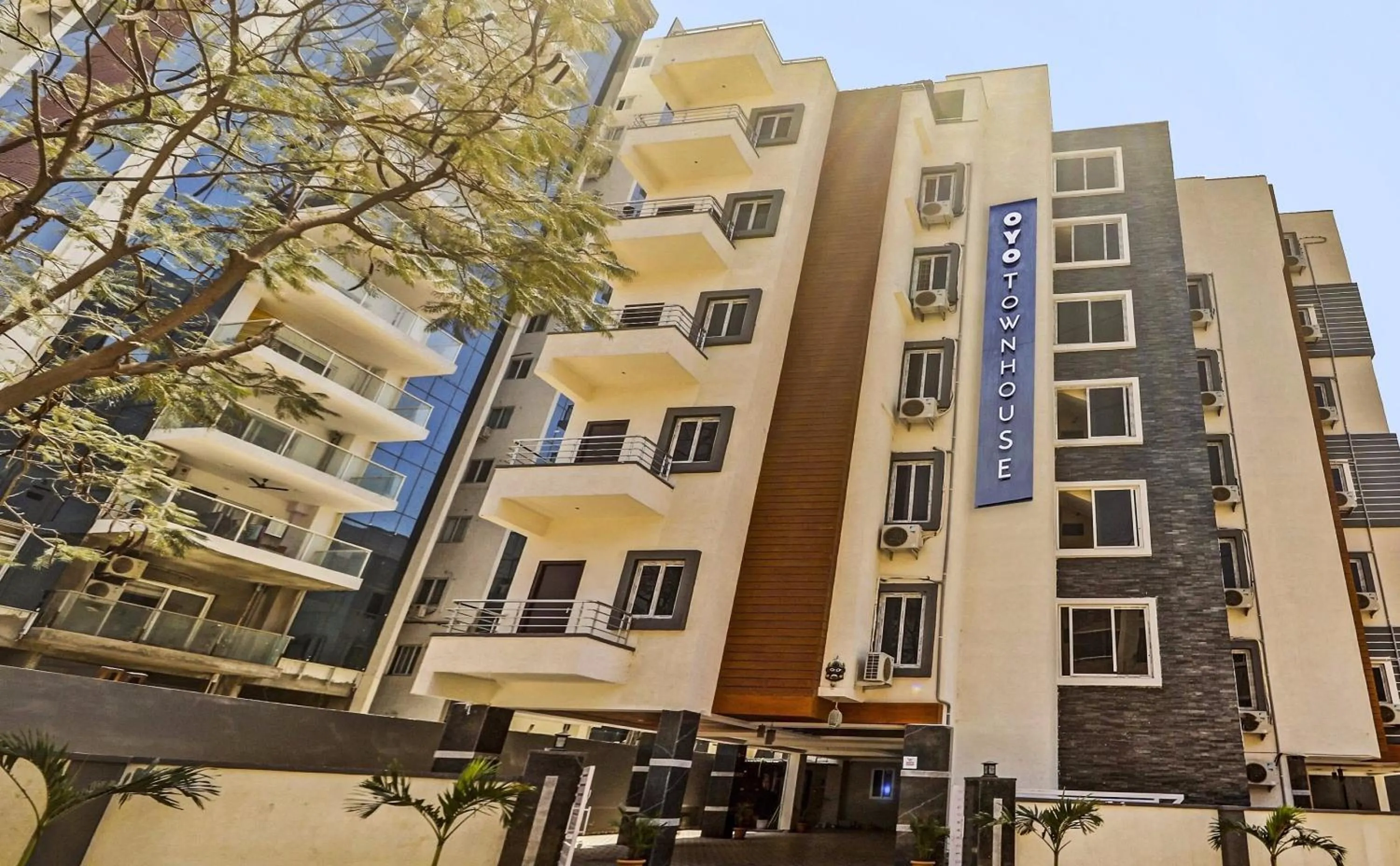 Facade/entrance in Collection O White House Near KIMS Kondapur