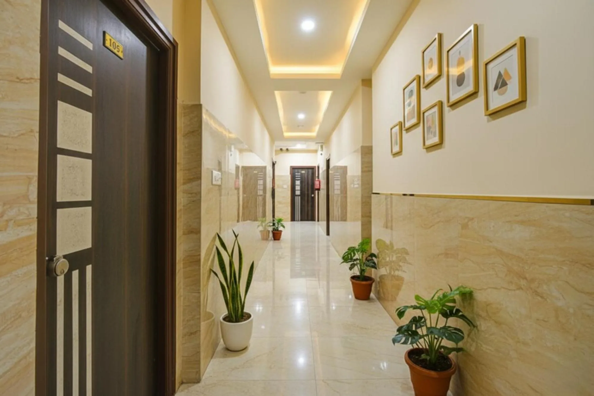 Lobby or reception in FabHotel White House Leo