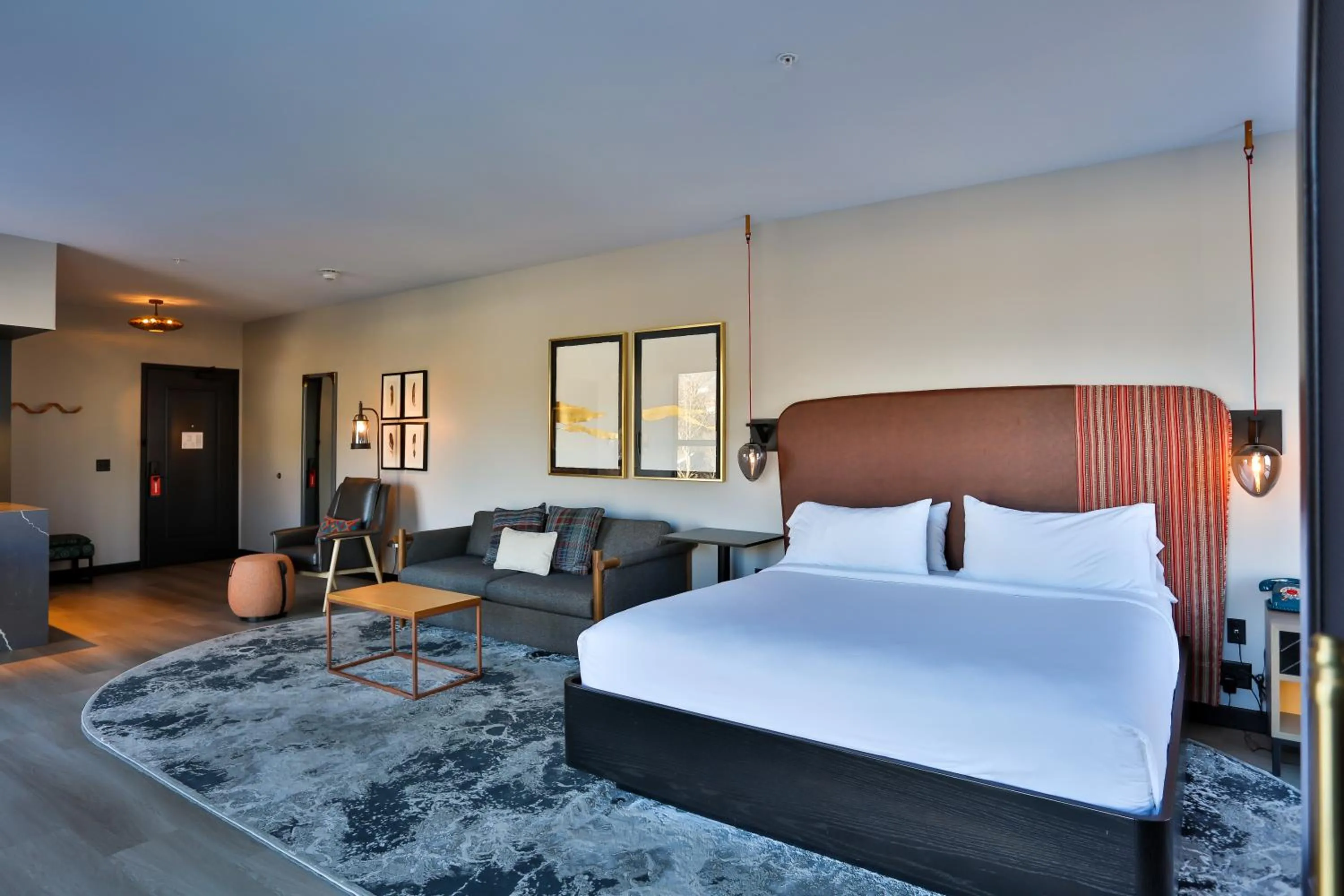 Bed in Hotel Indigo - Silverthorne by IHG