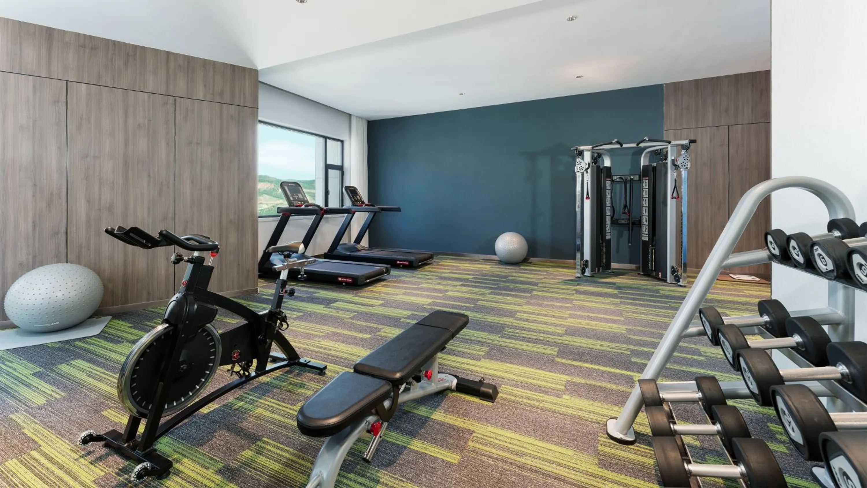 Fitness centre/facilities in Holiday Inn Express Xining Railway Station by IHG