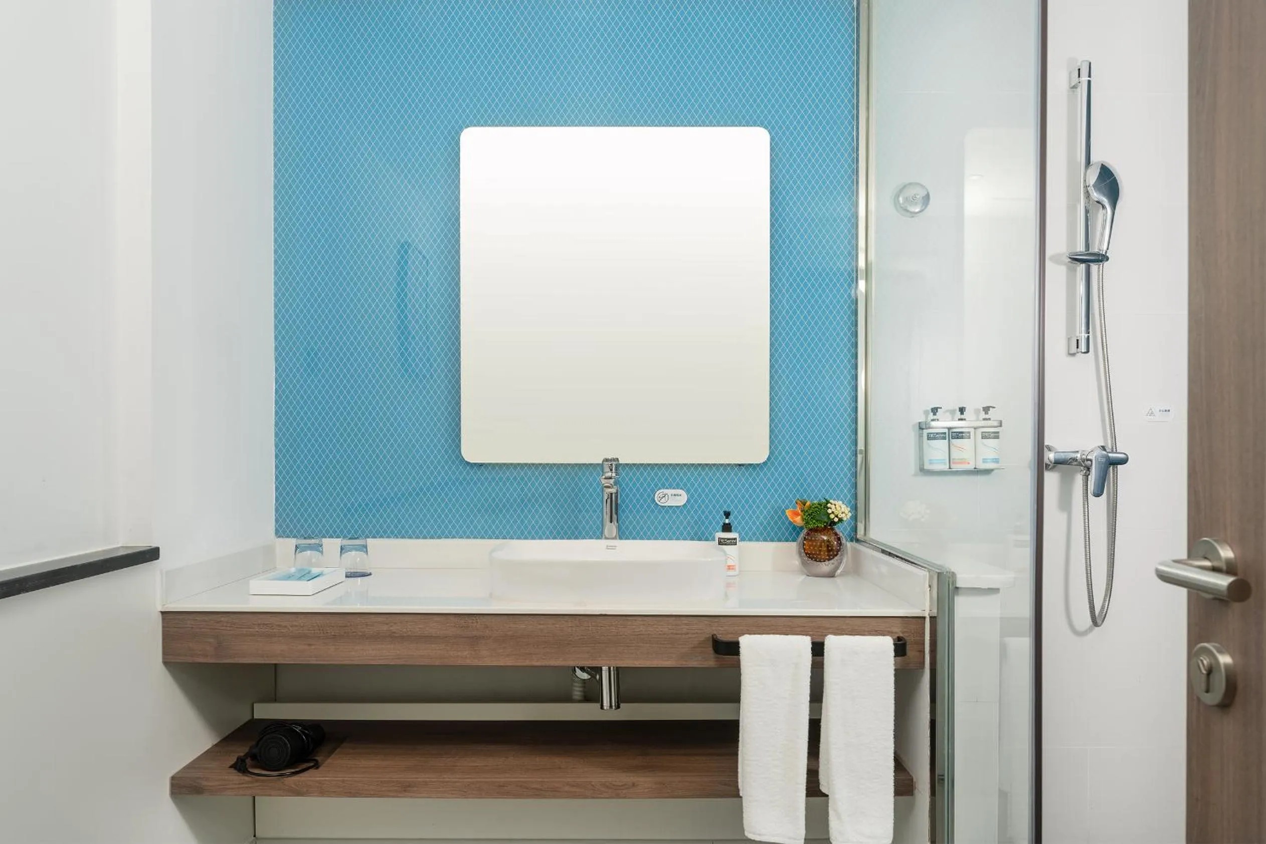 Holiday Inn Express Xining Railway Station by IHG