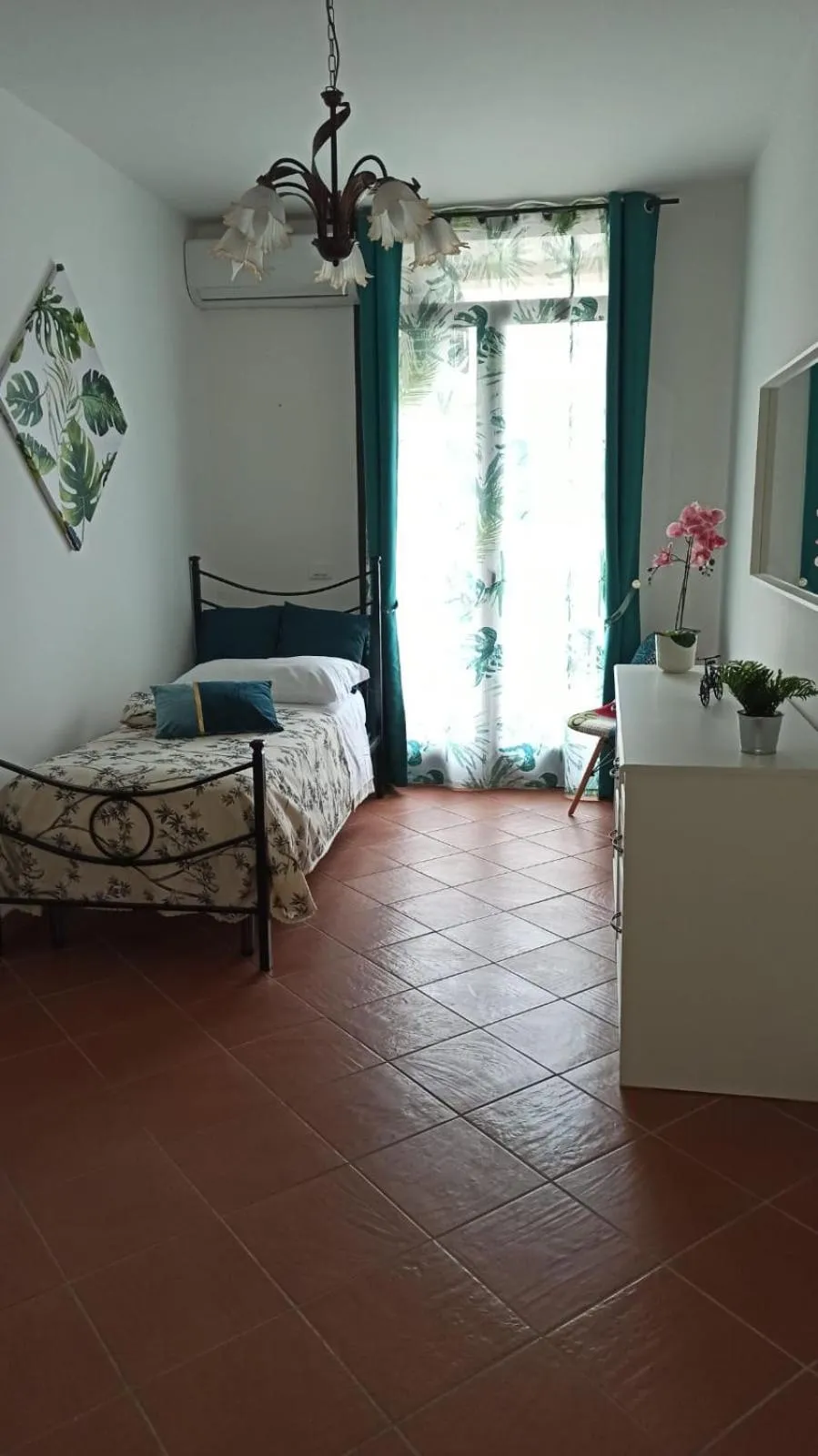 Bed in Original Sicily