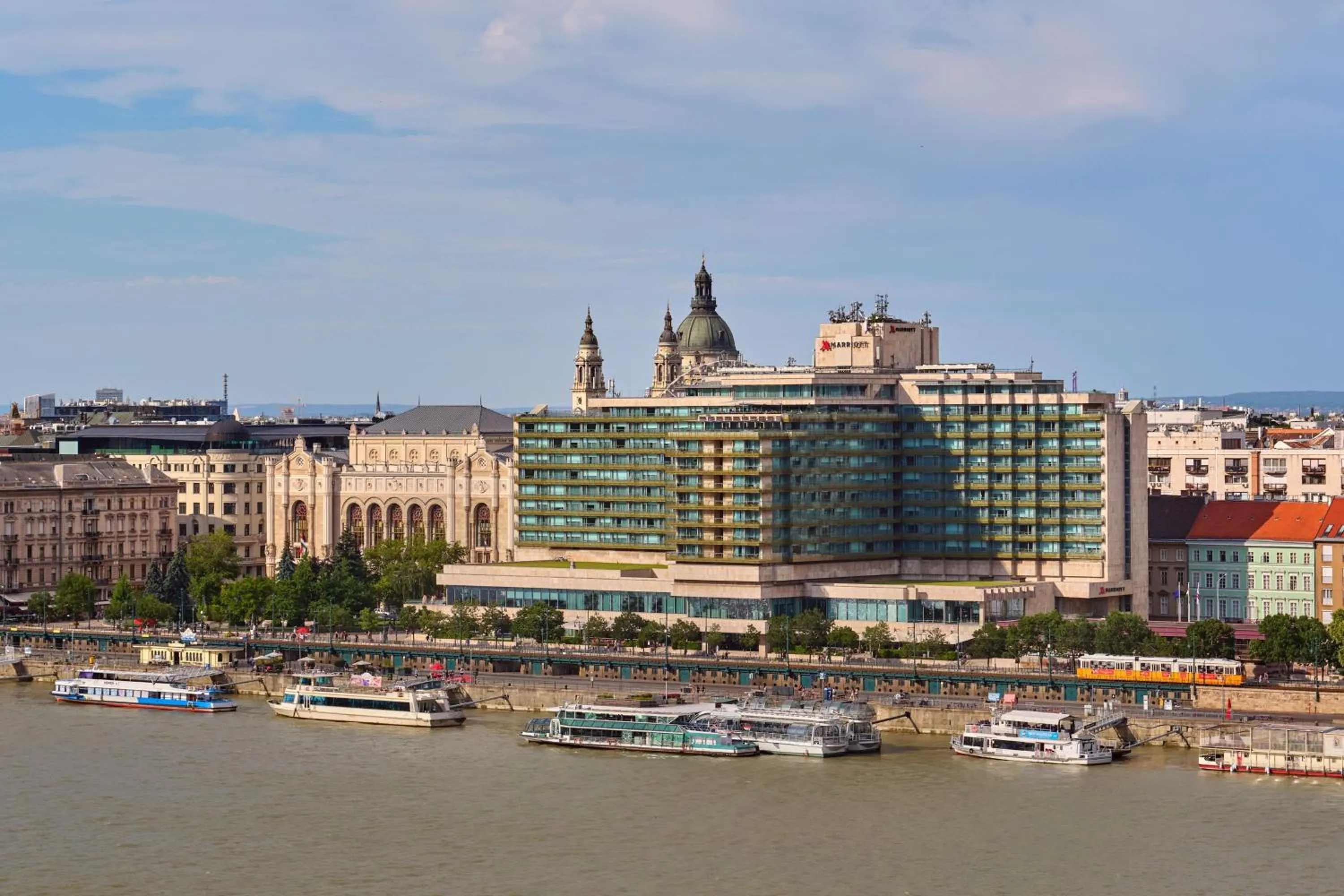 Property building in Budapest Marriott Hotel