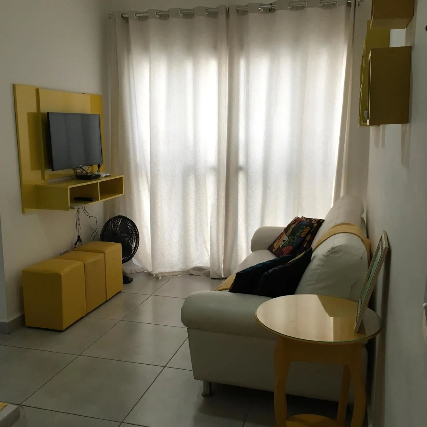 Apê Amarelo Ubatuba