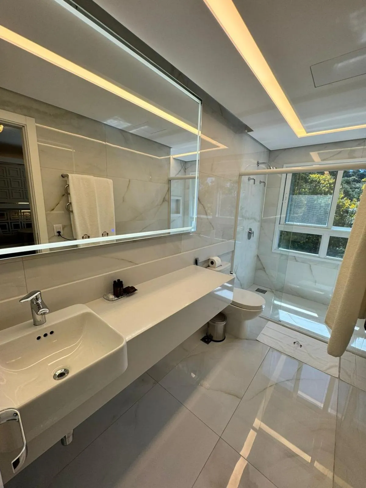 Bathroom in Hotel e Restaurante GIRATÓRIO RF Vision - A melhor vista 360 de Gramado