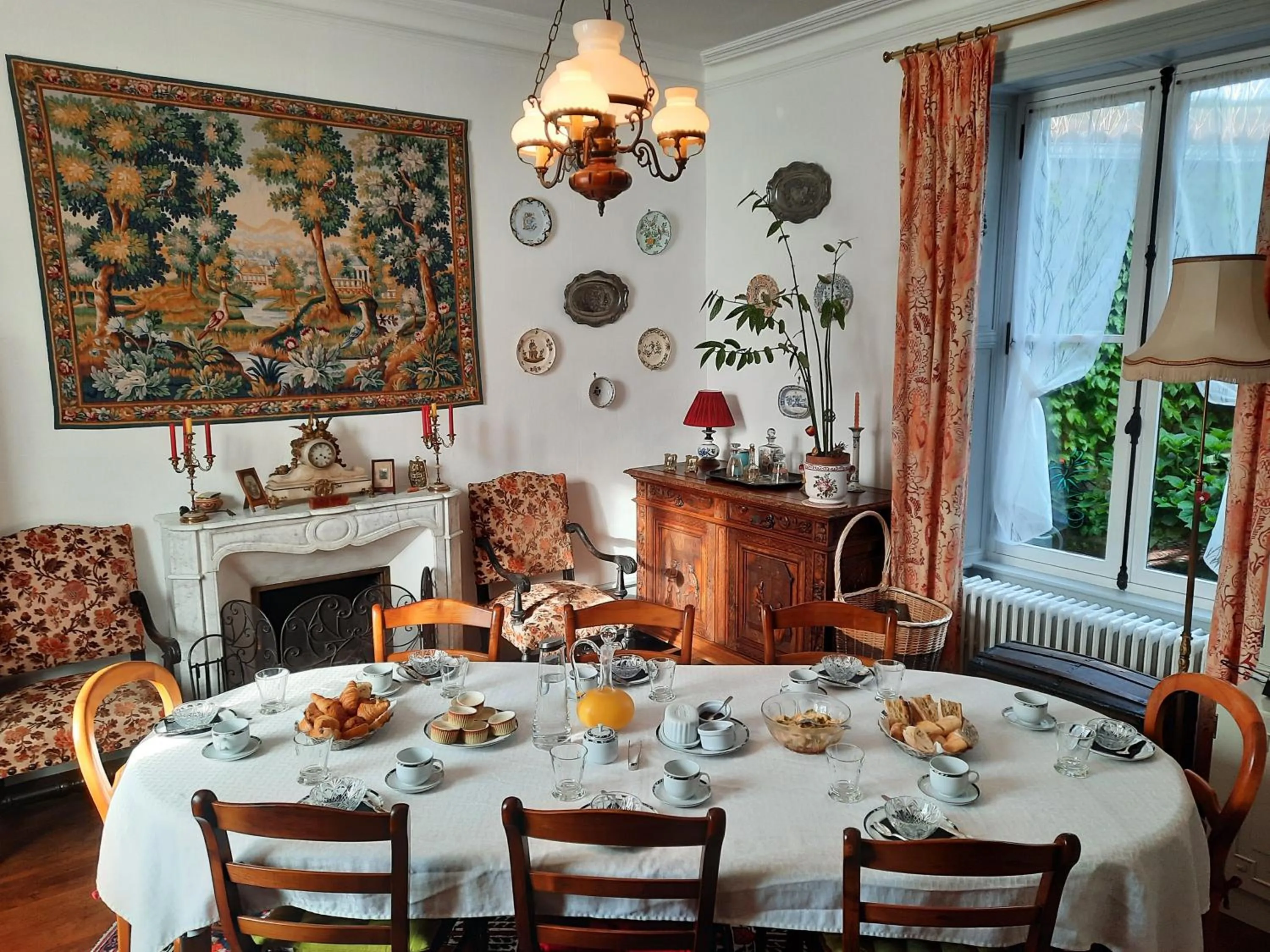 Breakfast in Les Cèdres