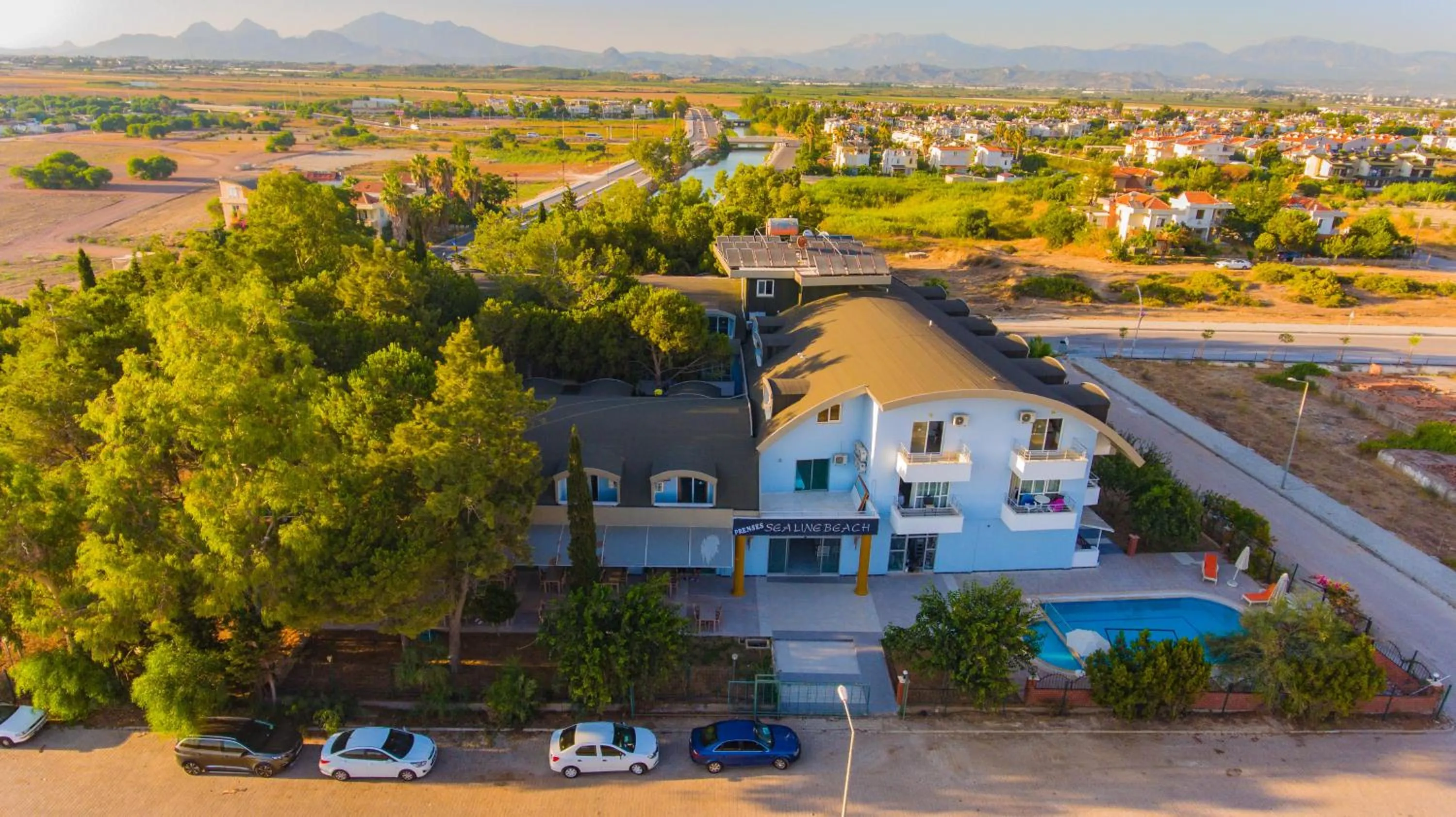 Property building in Prenses Sealine Beach Hotel