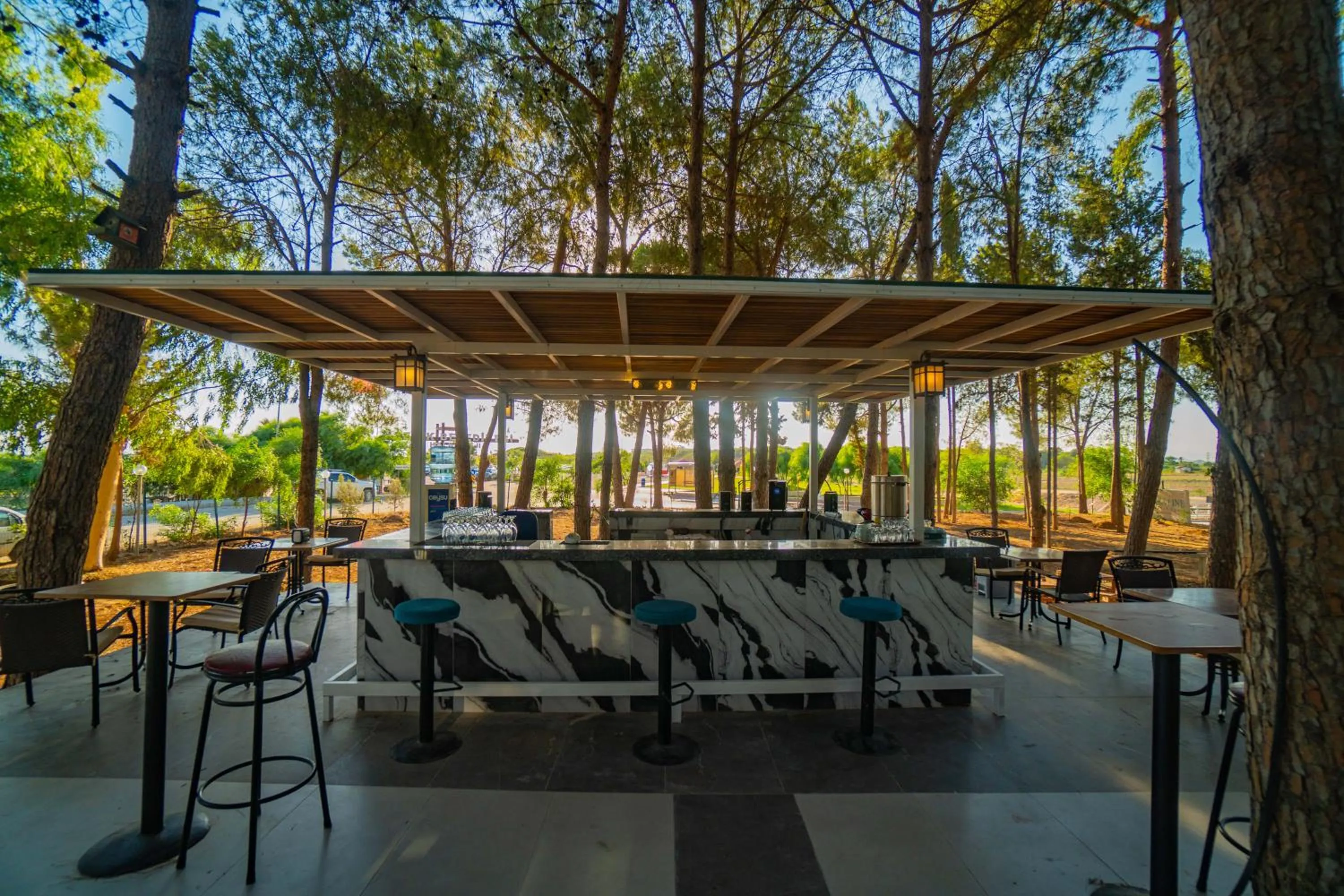 Restaurant/places to eat in Prenses Sealine Beach Hotel