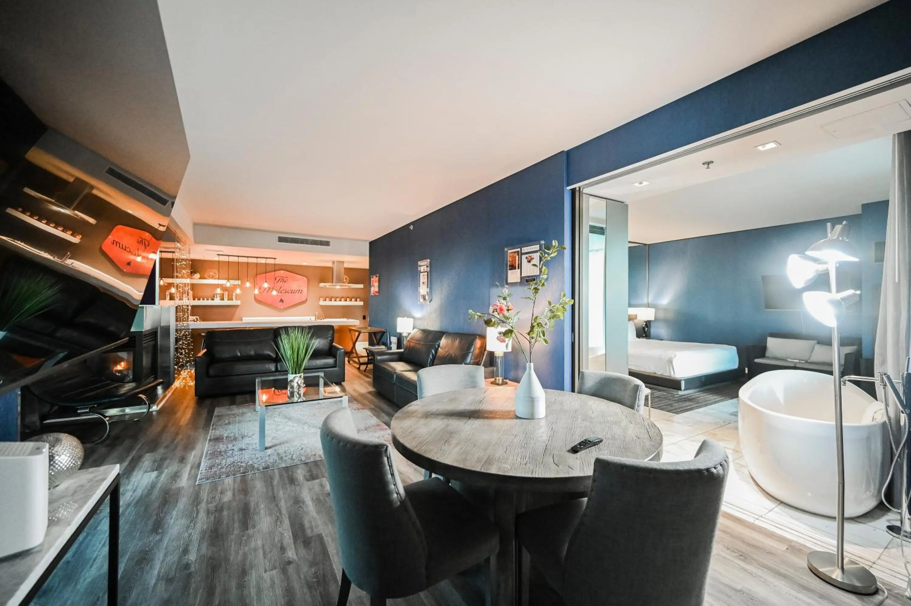 Dining area in StripViewSuites at Palms Place