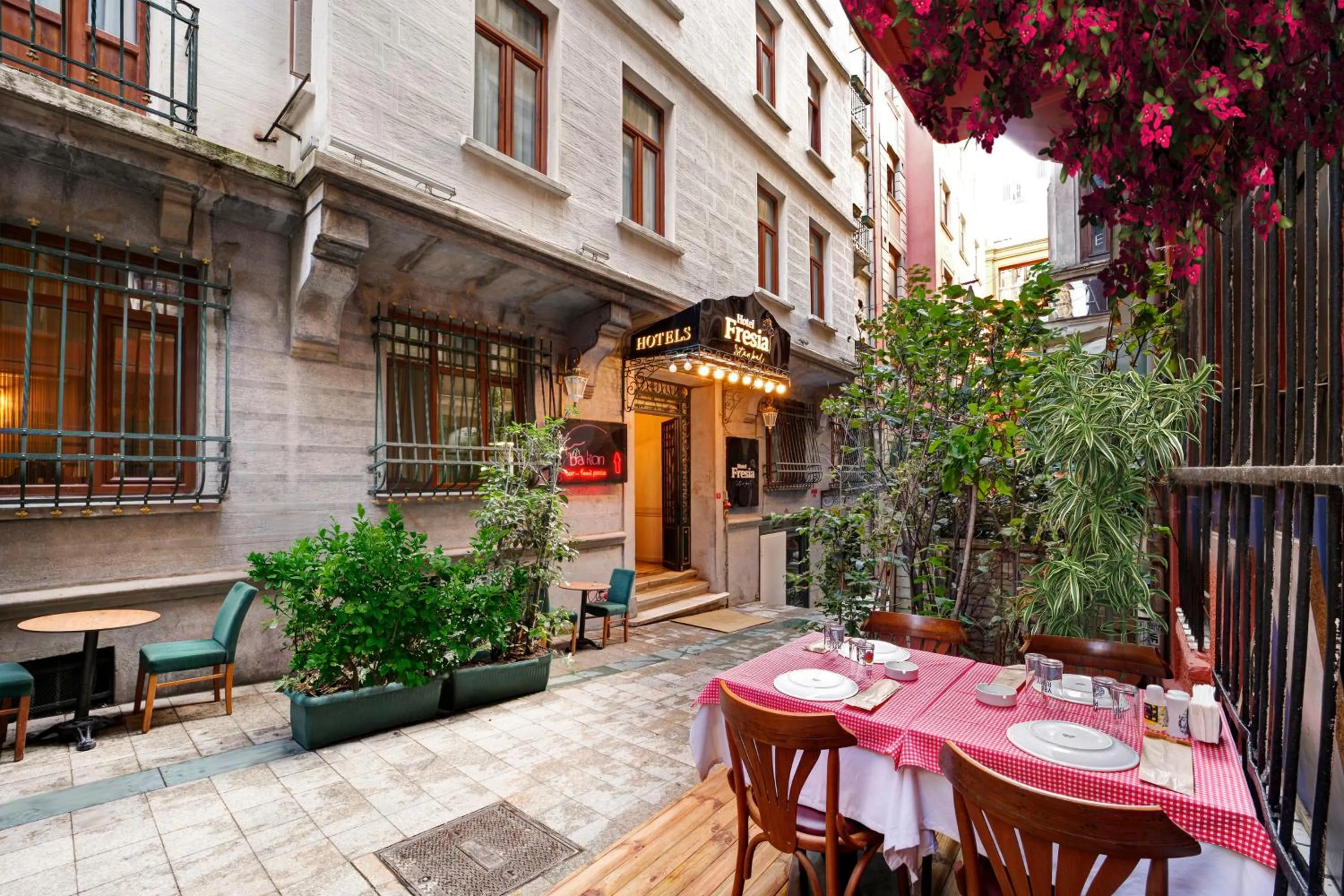 Property building in Hotel Fresia Istanbul