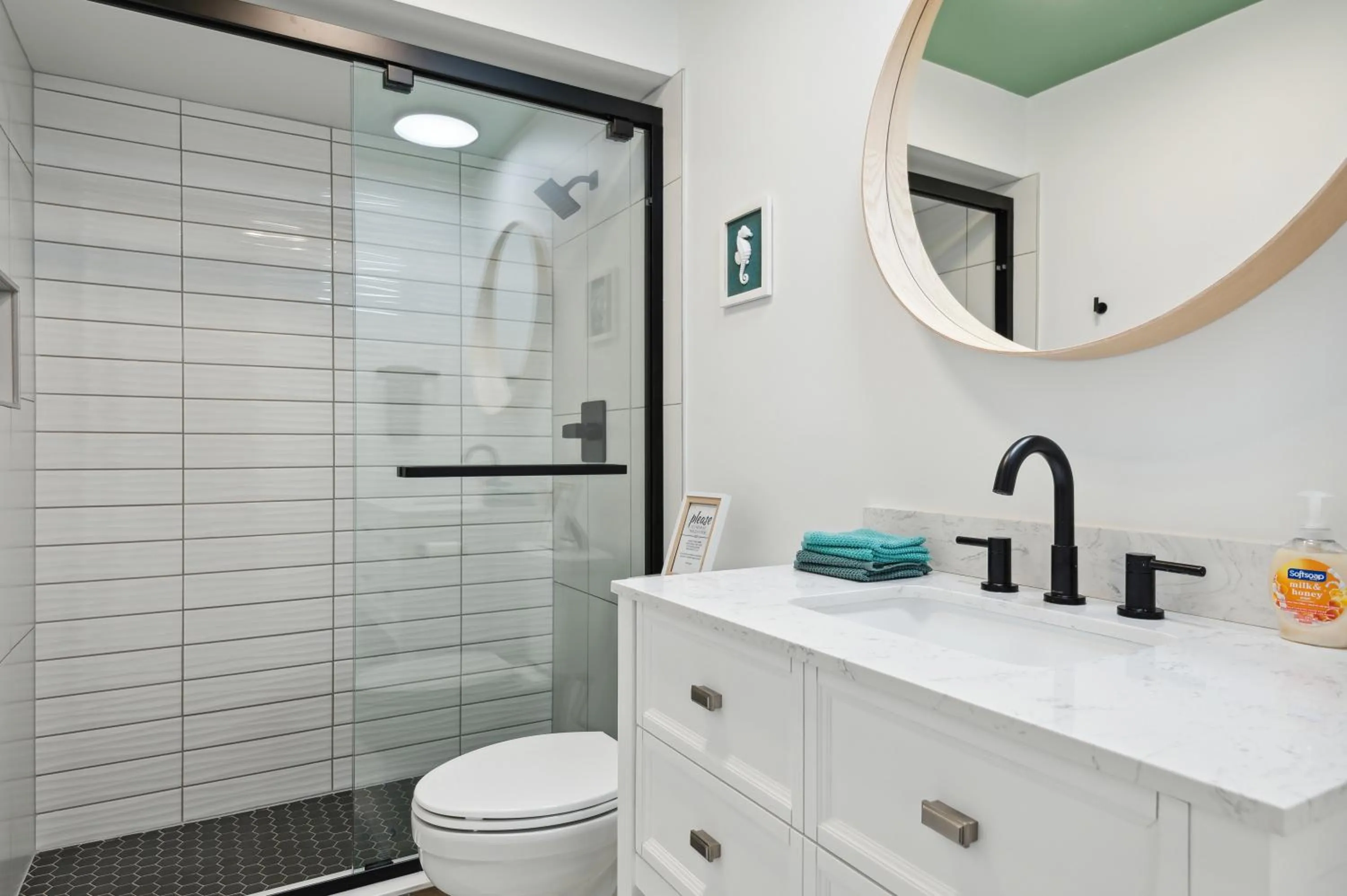 Shower in Amazing 2 Bedroom Townhouse near beach