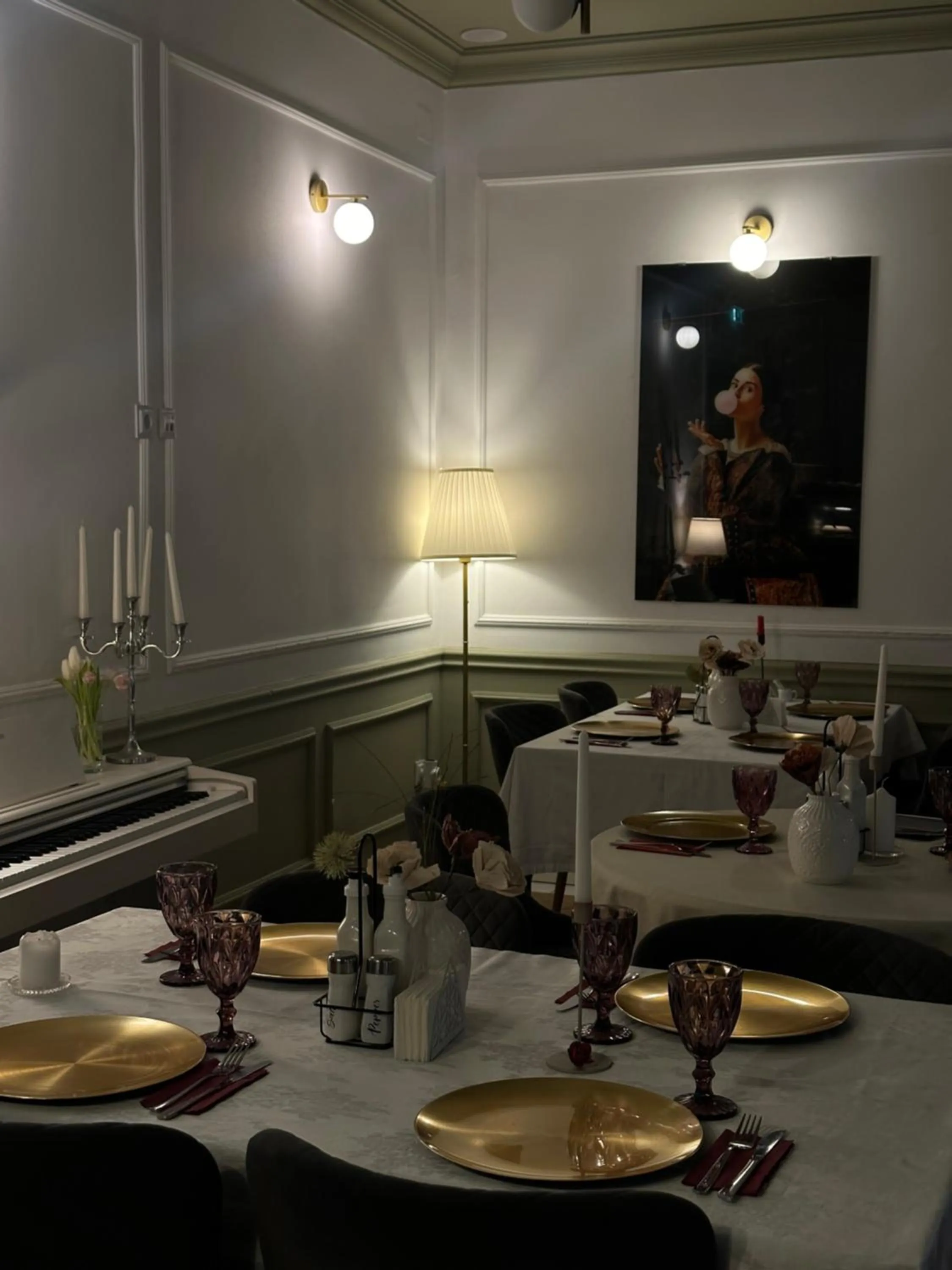 Restaurant/places to eat in La Fontaine