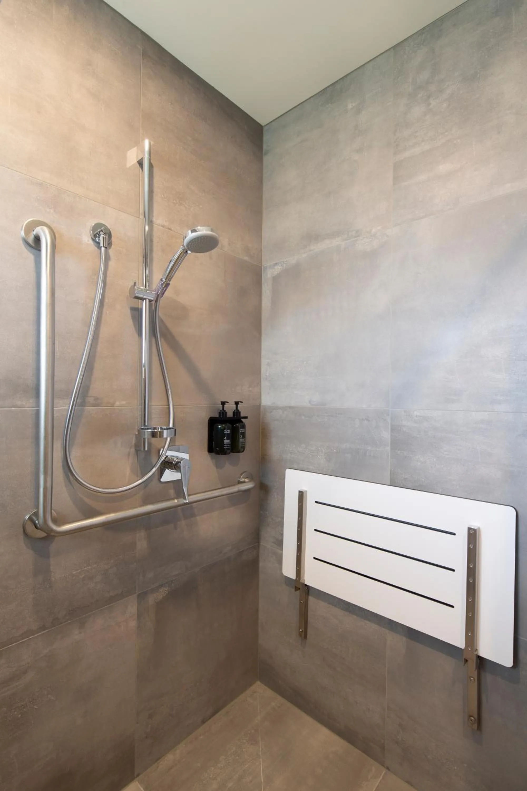 Bathroom in Harvest Park Studios