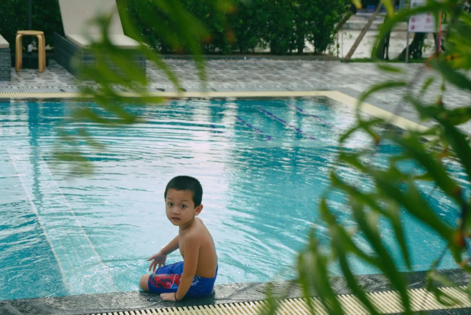 Swimming pool in Damnak Borey Resort