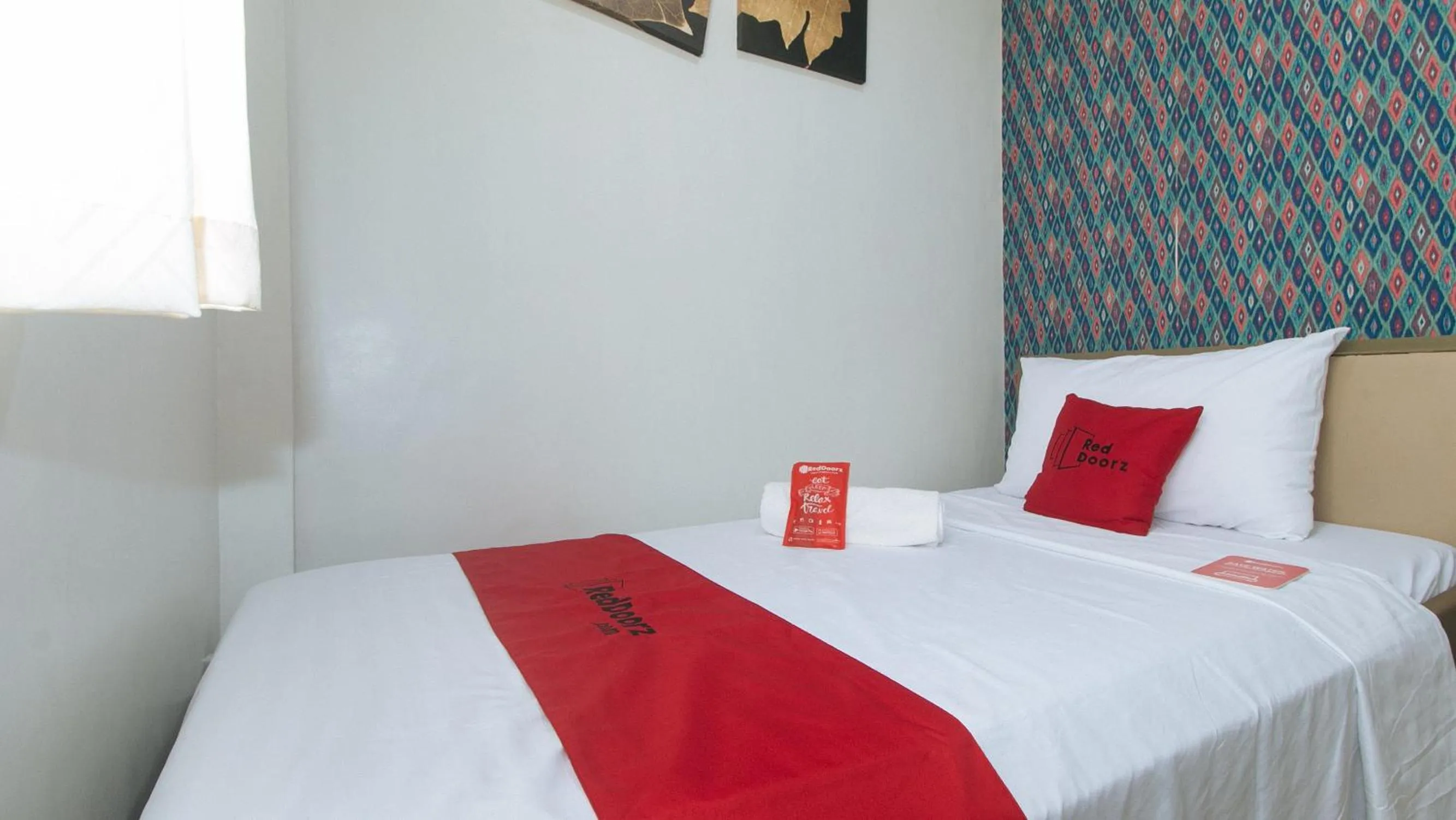 Bed in RedDoorz Hostel @ St. Paul Village LapuLapu