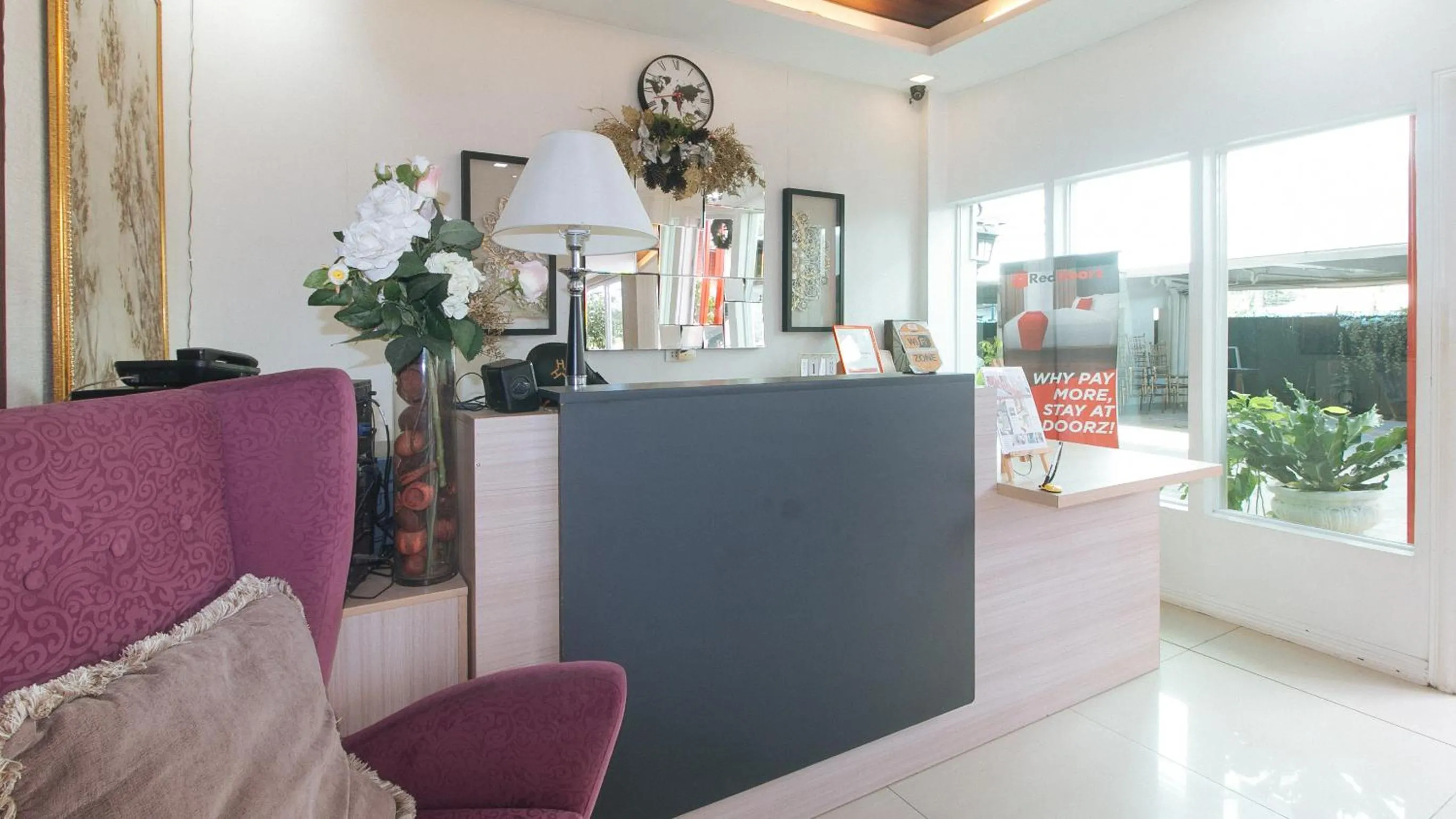 Lobby or reception in RedDoorz Hostel @ St. Paul Village LapuLapu