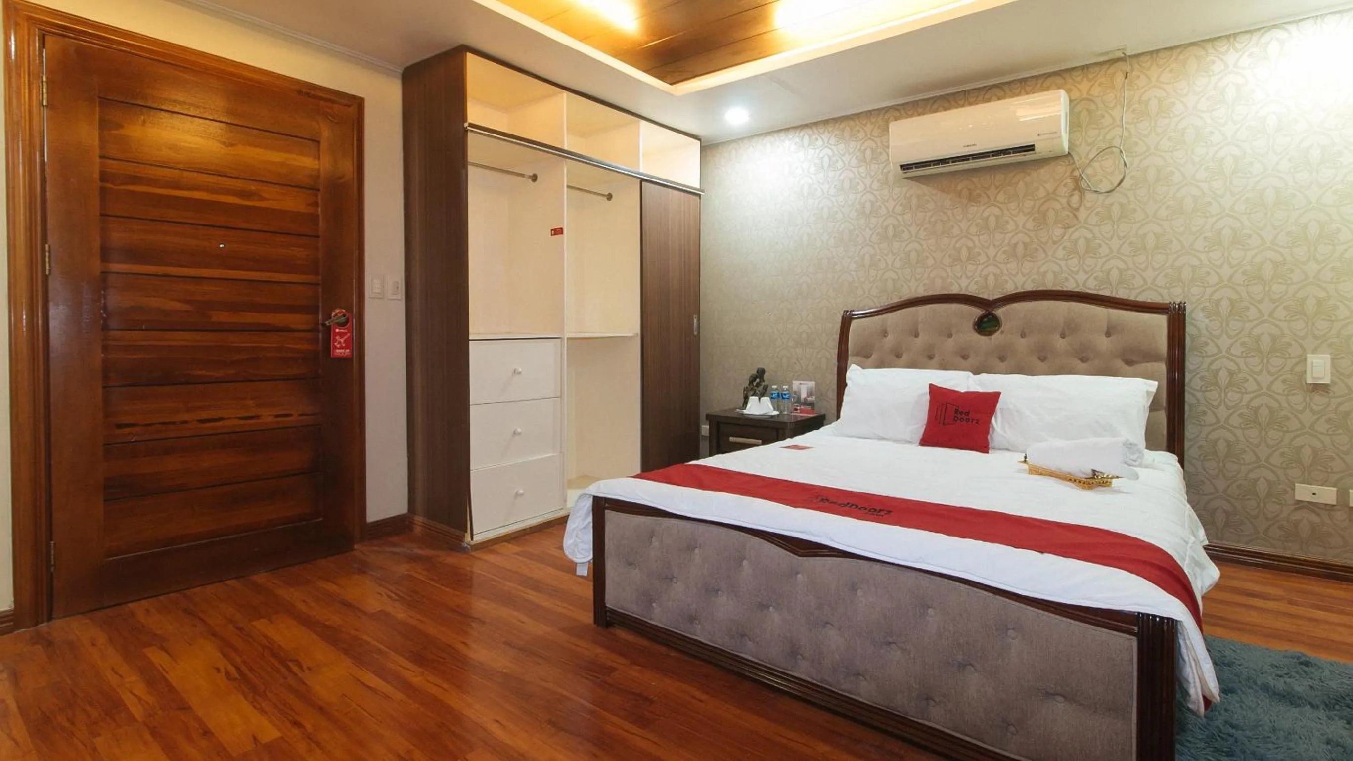 Bed in RedDoorz Hostel @ St. Paul Village LapuLapu