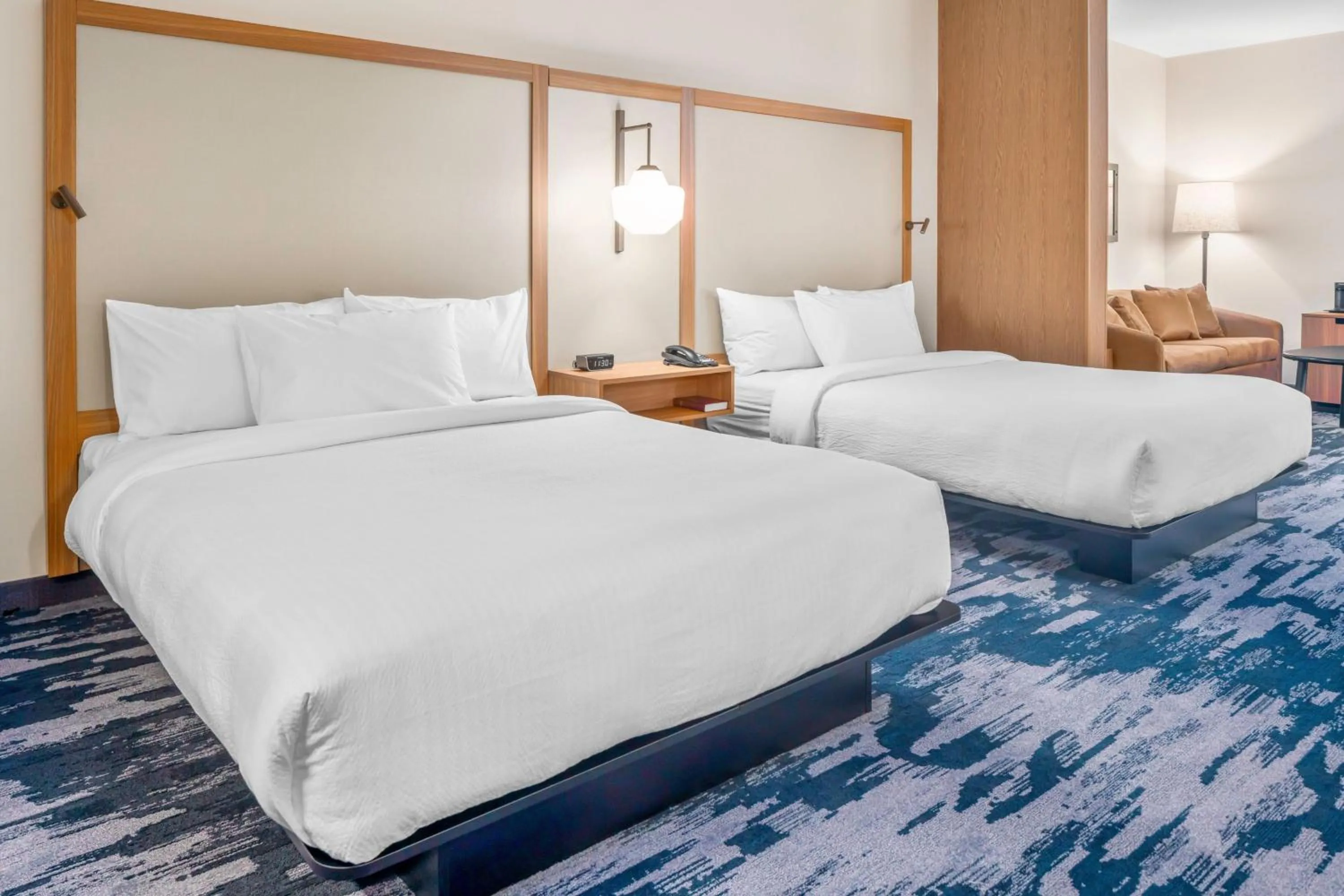 Photo of the whole room, Bed in Fairfield by Marriott Inn & Suites Kansas City North, Gladstone