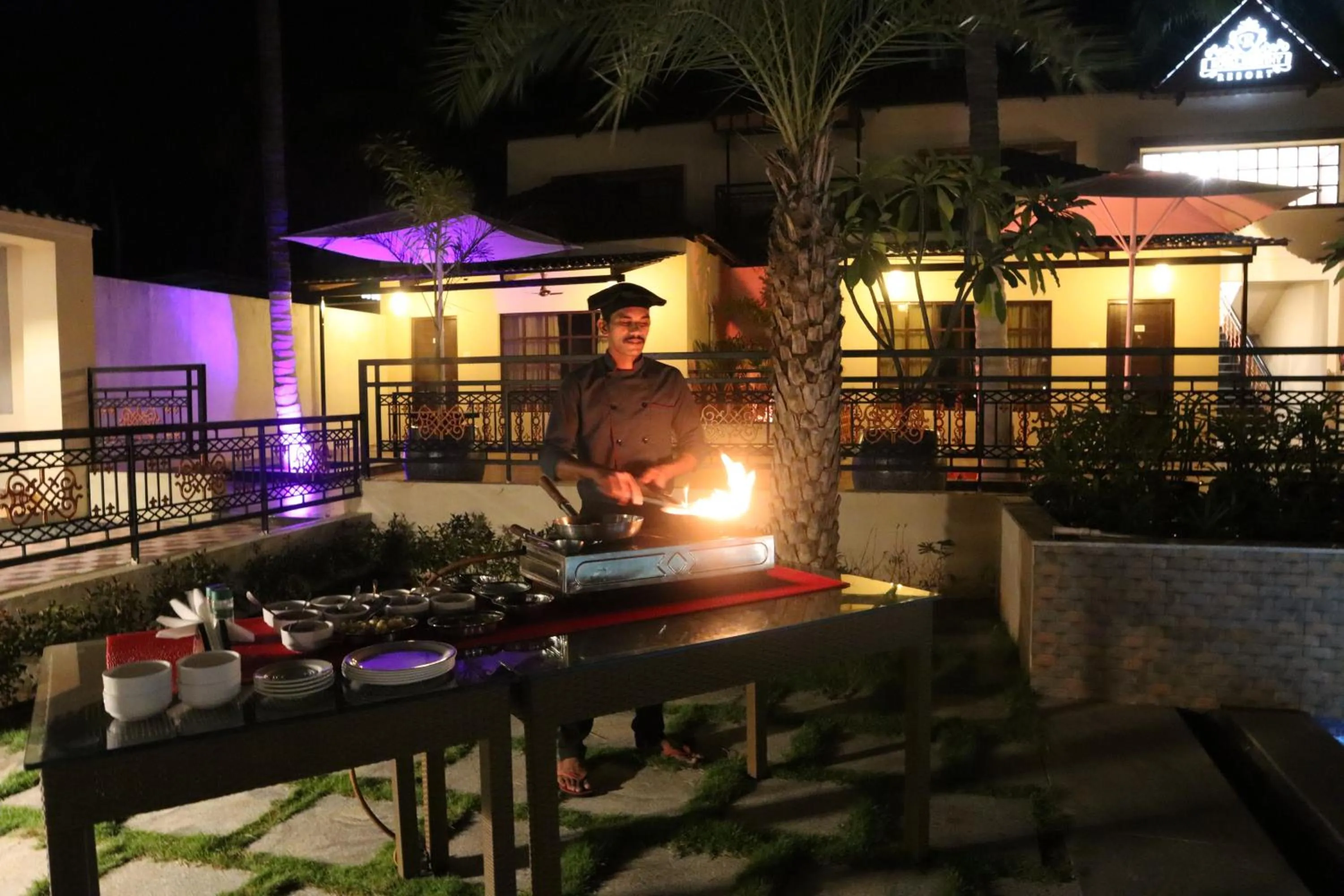 Restaurant/places to eat in Royal Destiny Resort