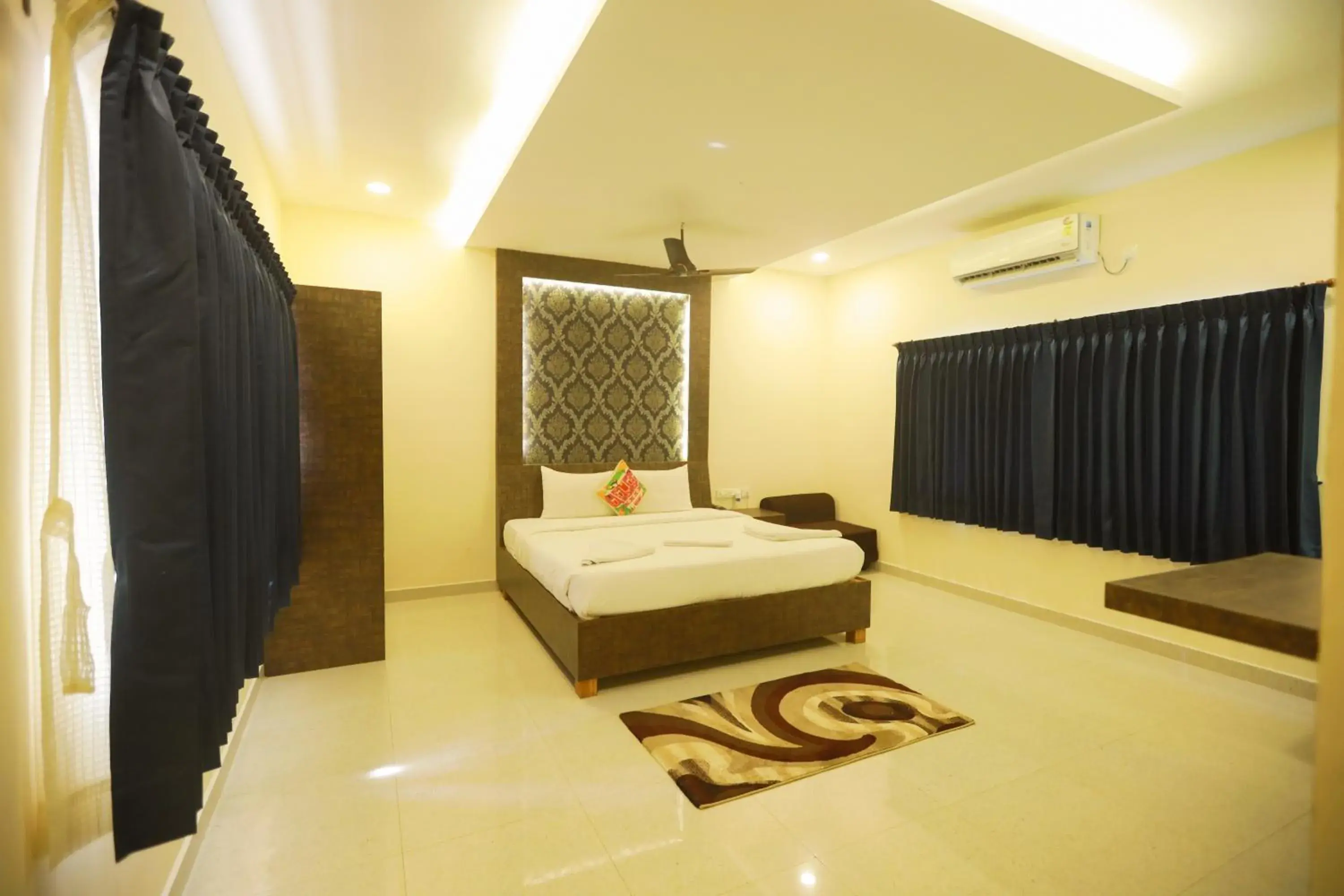 Superior King Room in Royal Destiny Resort Superior King Room in Royal Destiny Resort