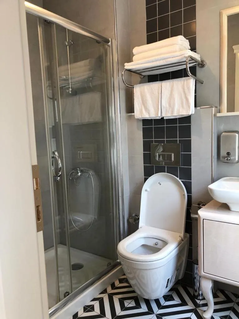 White Island Boutique Otel