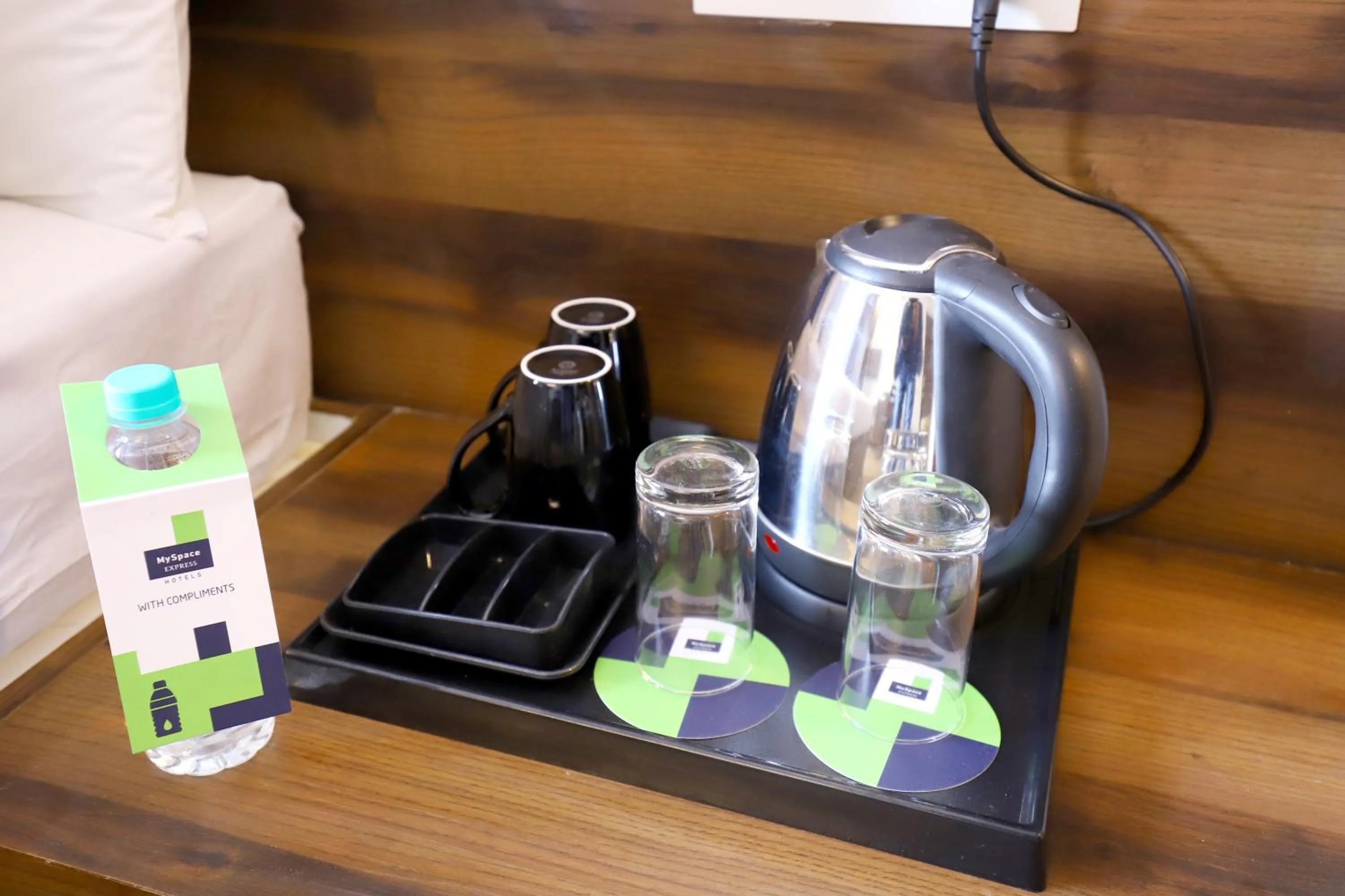 Coffee/tea facilities in MySpace Express GD Inn