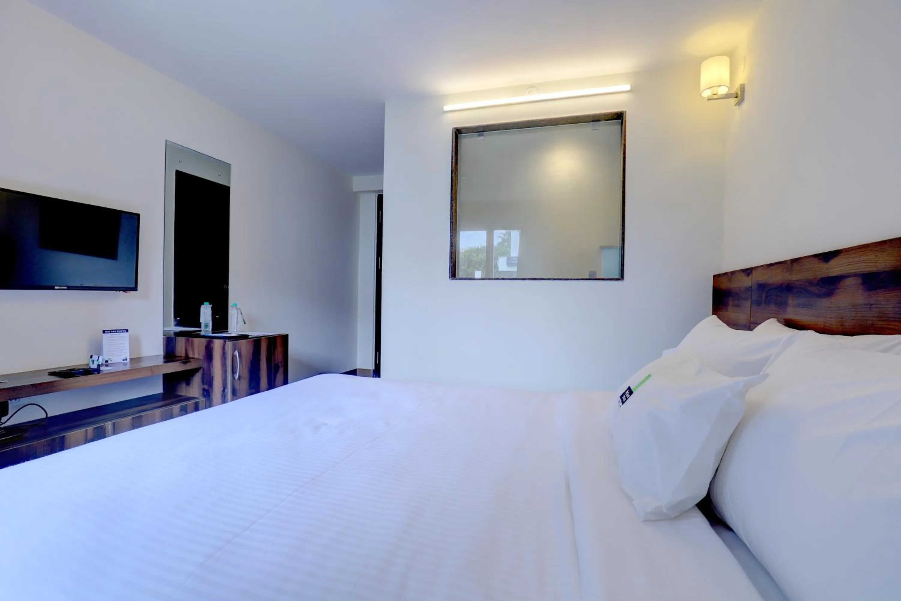 Bed in MySpace Express GD Inn