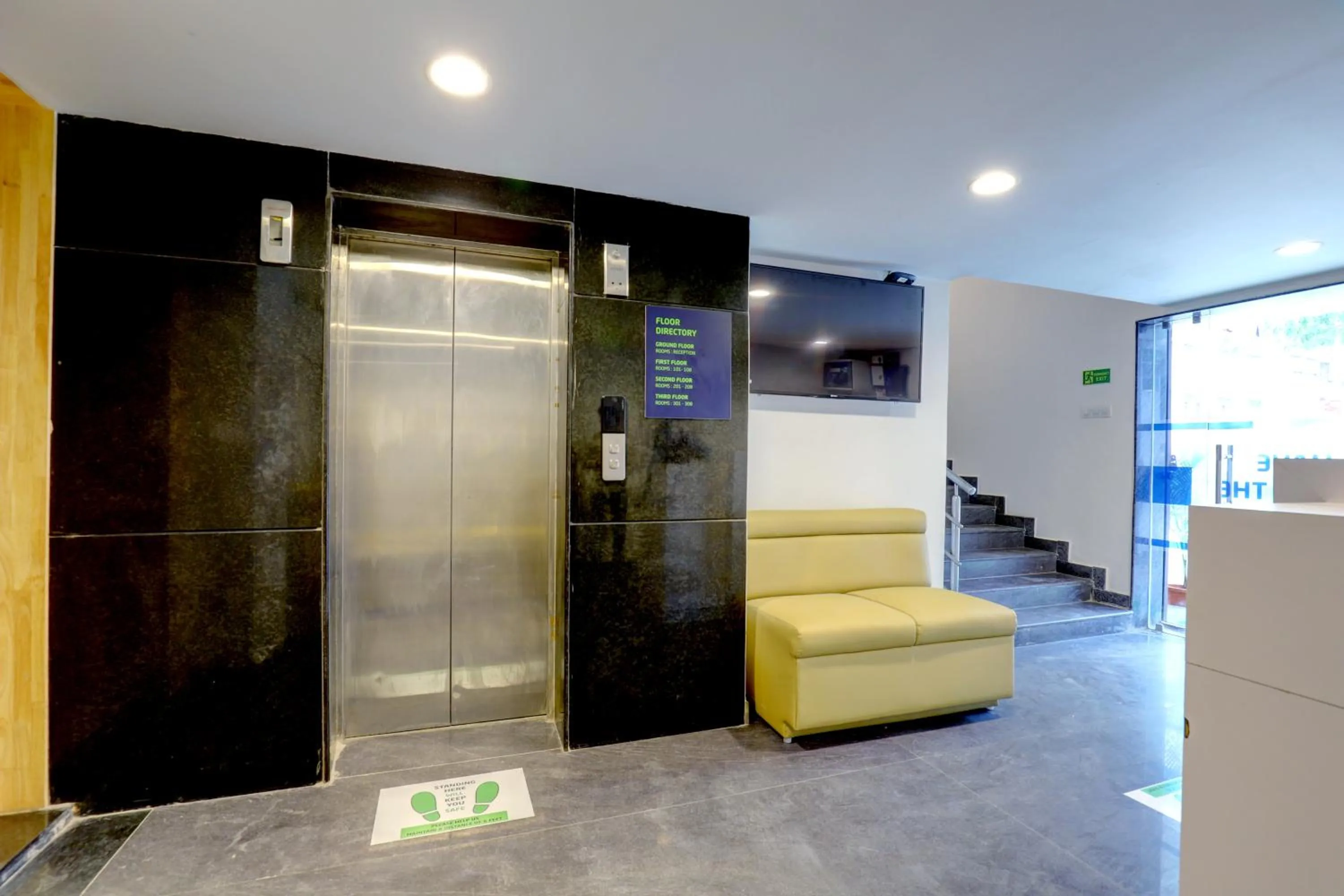 Lobby or reception in MySpace Express GD Inn