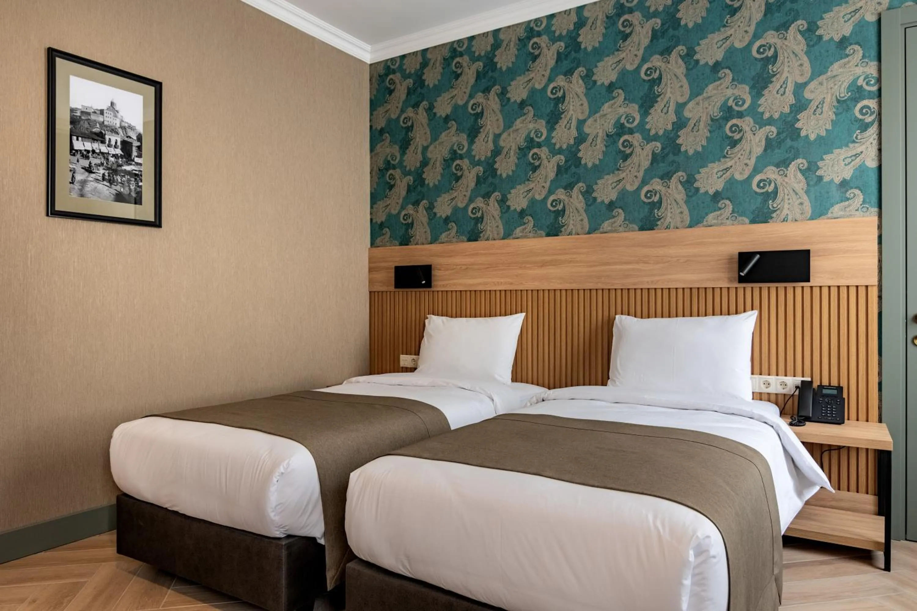 Bedroom, Bed in Hotel Old Wall