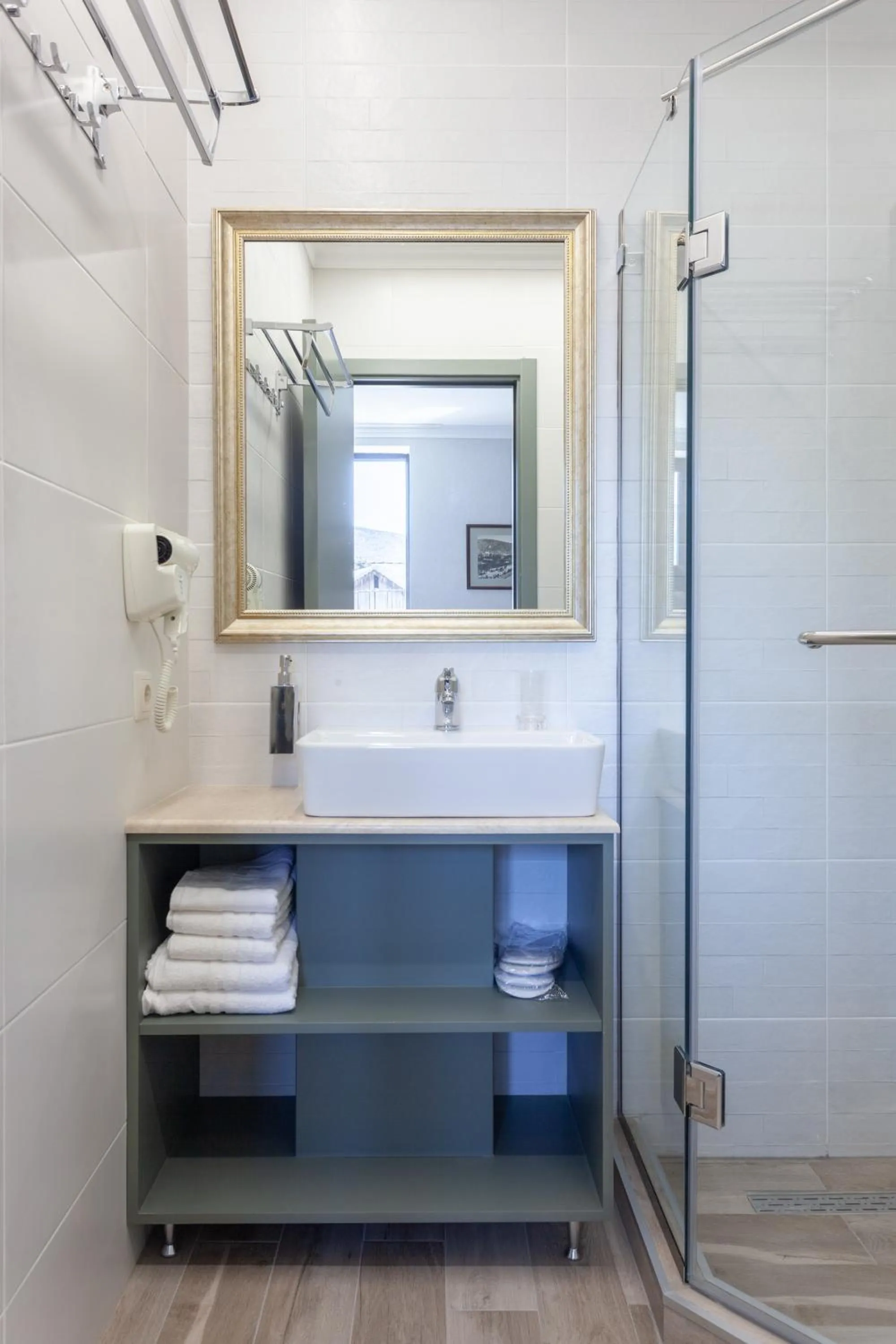 Toilet in Hotel Old Wall