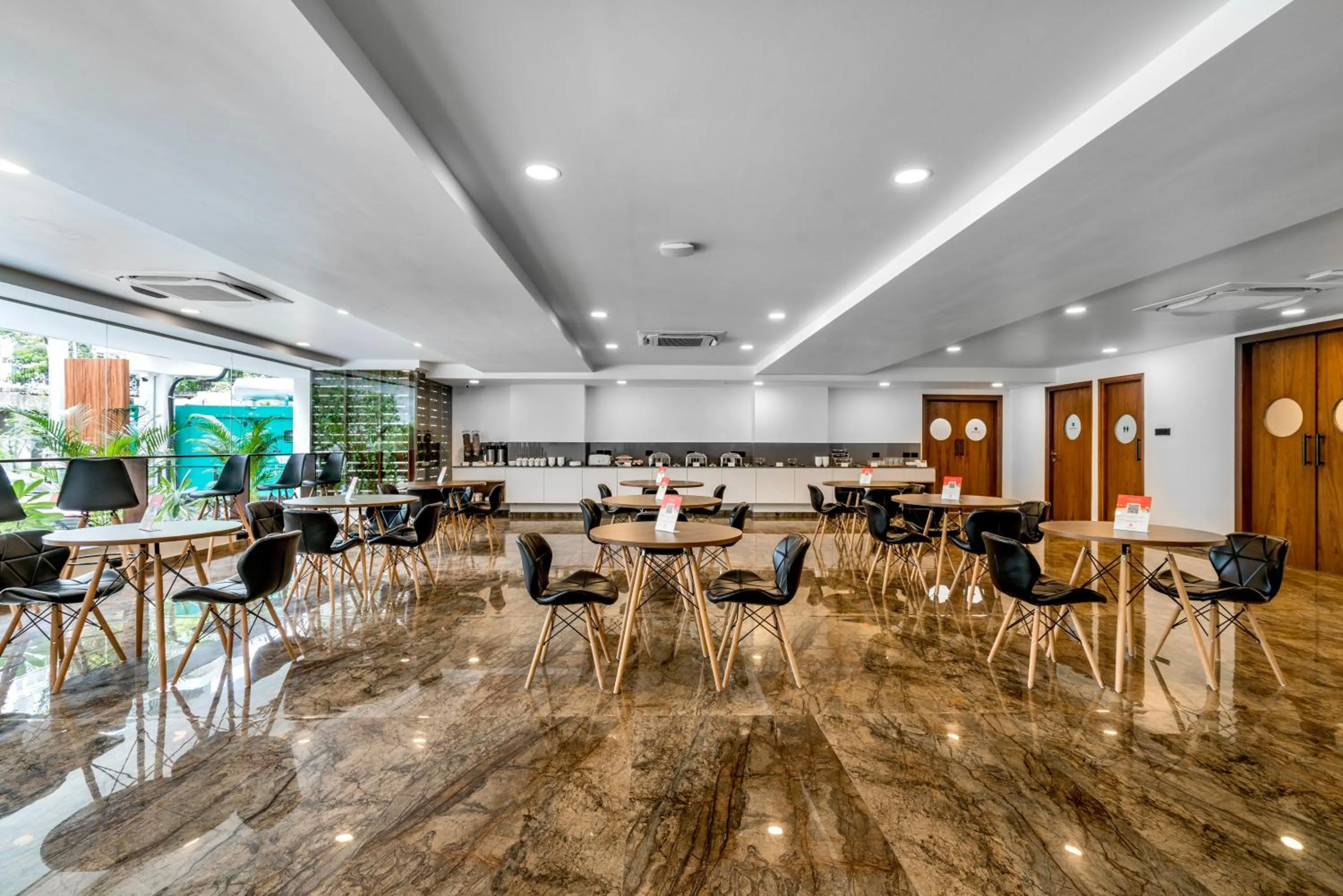 Restaurant/places to eat in SKYLA Studios & Suites - Hitech City