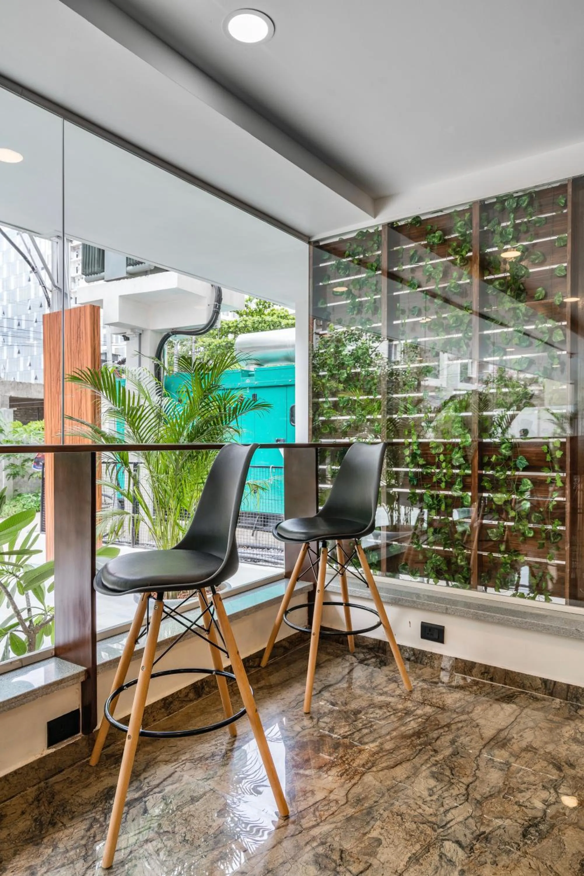 Restaurant/places to eat in SKYLA Studios & Suites - Hitech City