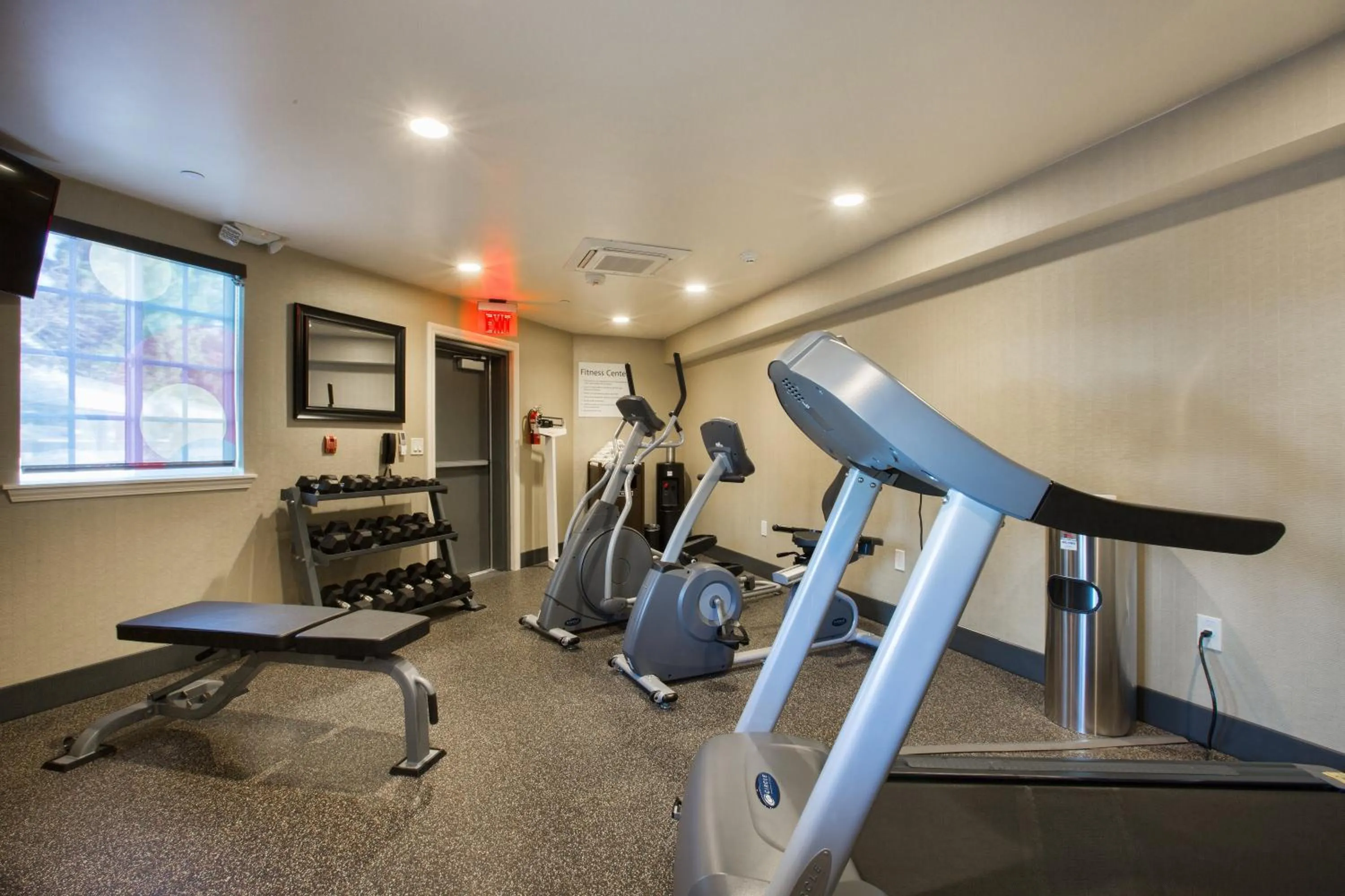 Spa and wellness centre/facilities in Holiday Inn Express Mountain View South Palo Alto by IHG