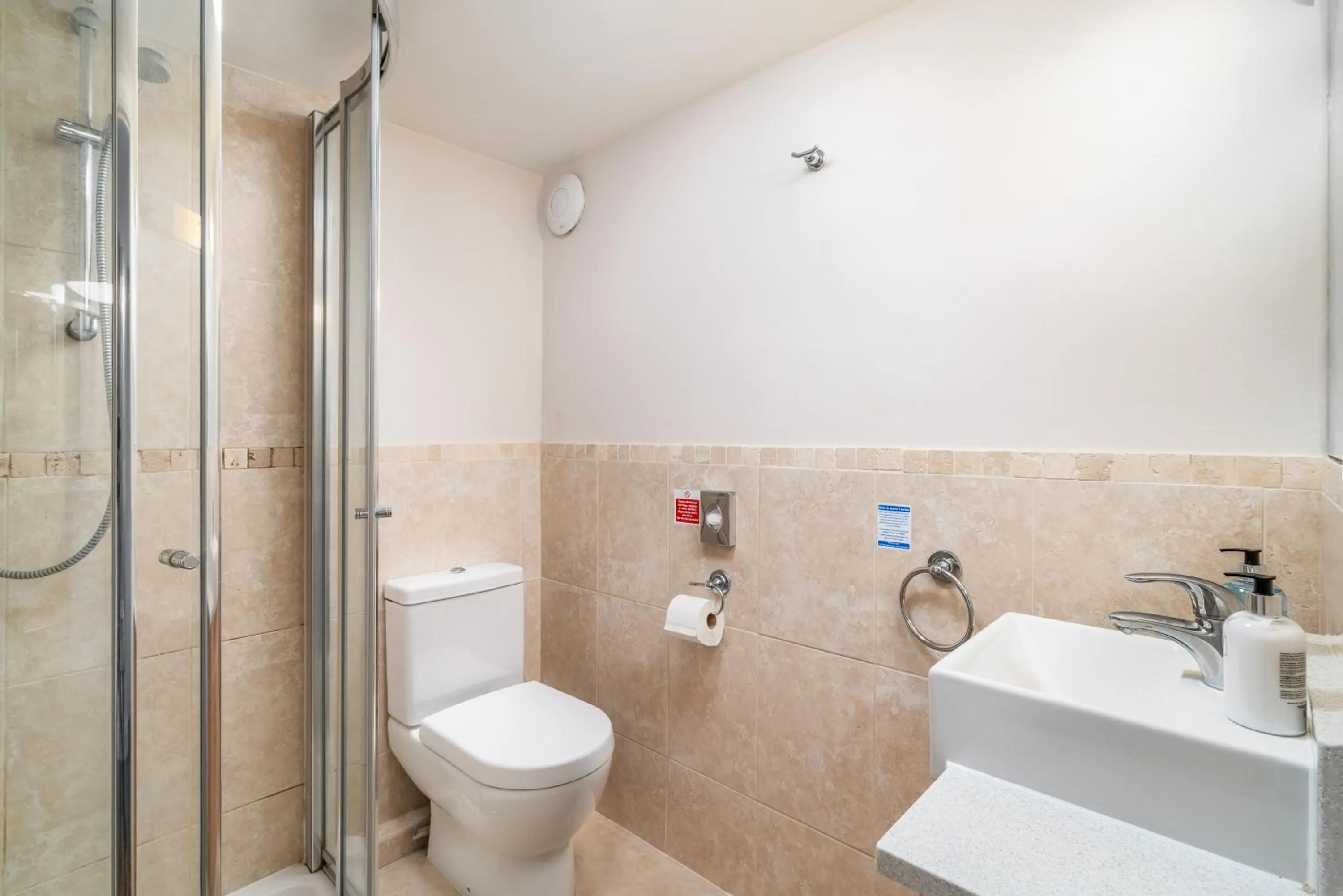 Bathroom in The Chilterns Fox