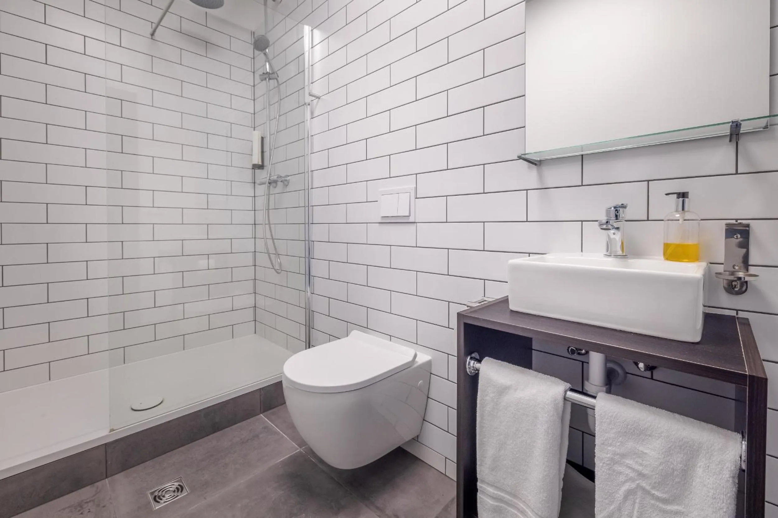 Bathroom in ABC Hotel by Reykjavik Keflavik Airport