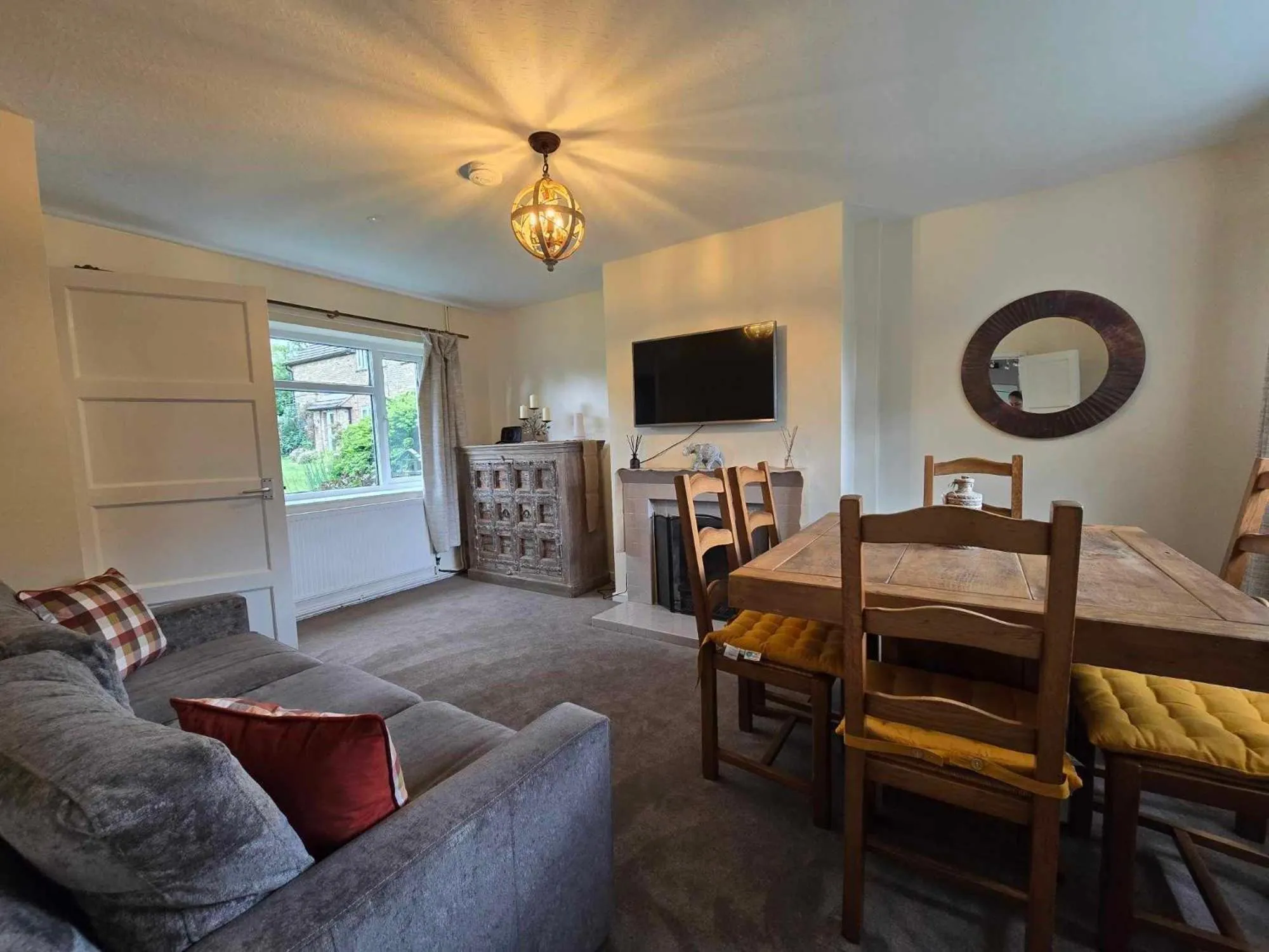 Communal lounge/ TV room in The Shoulder at Hardstoft