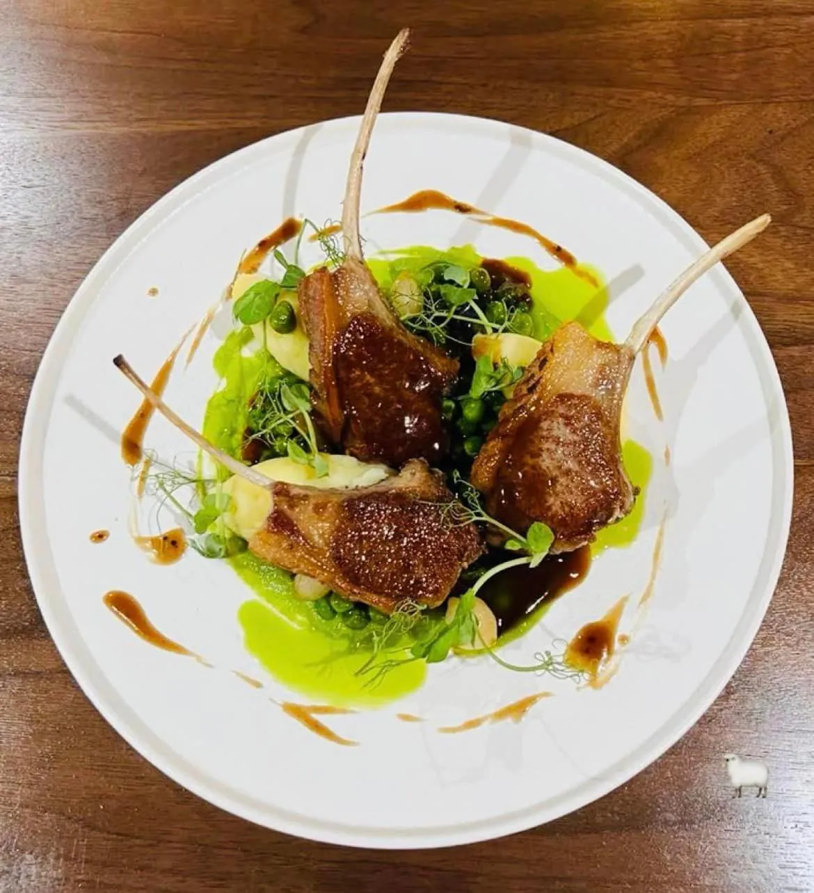 Food and drinks in The Shoulder at Hardstoft