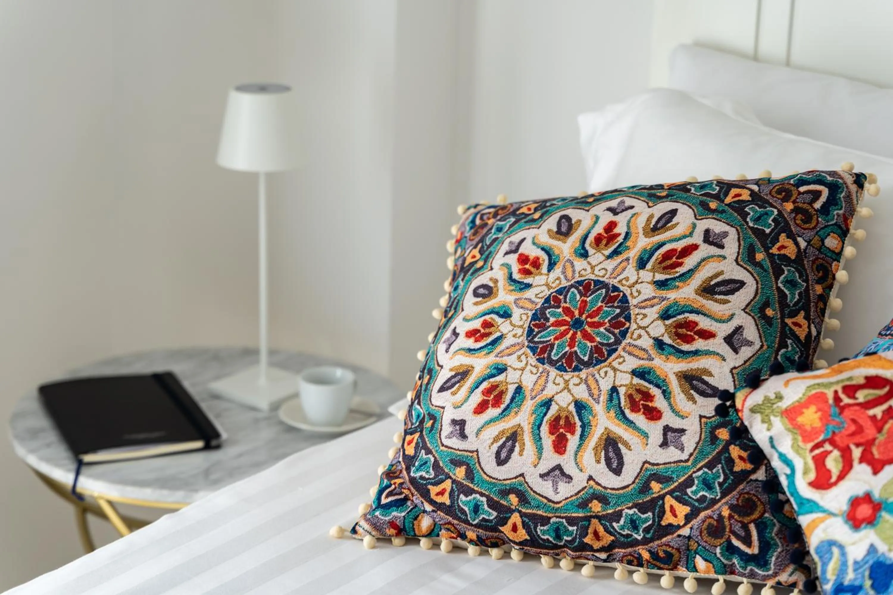 Decorative detail, Bed in CasAunoE Boutique Hotel