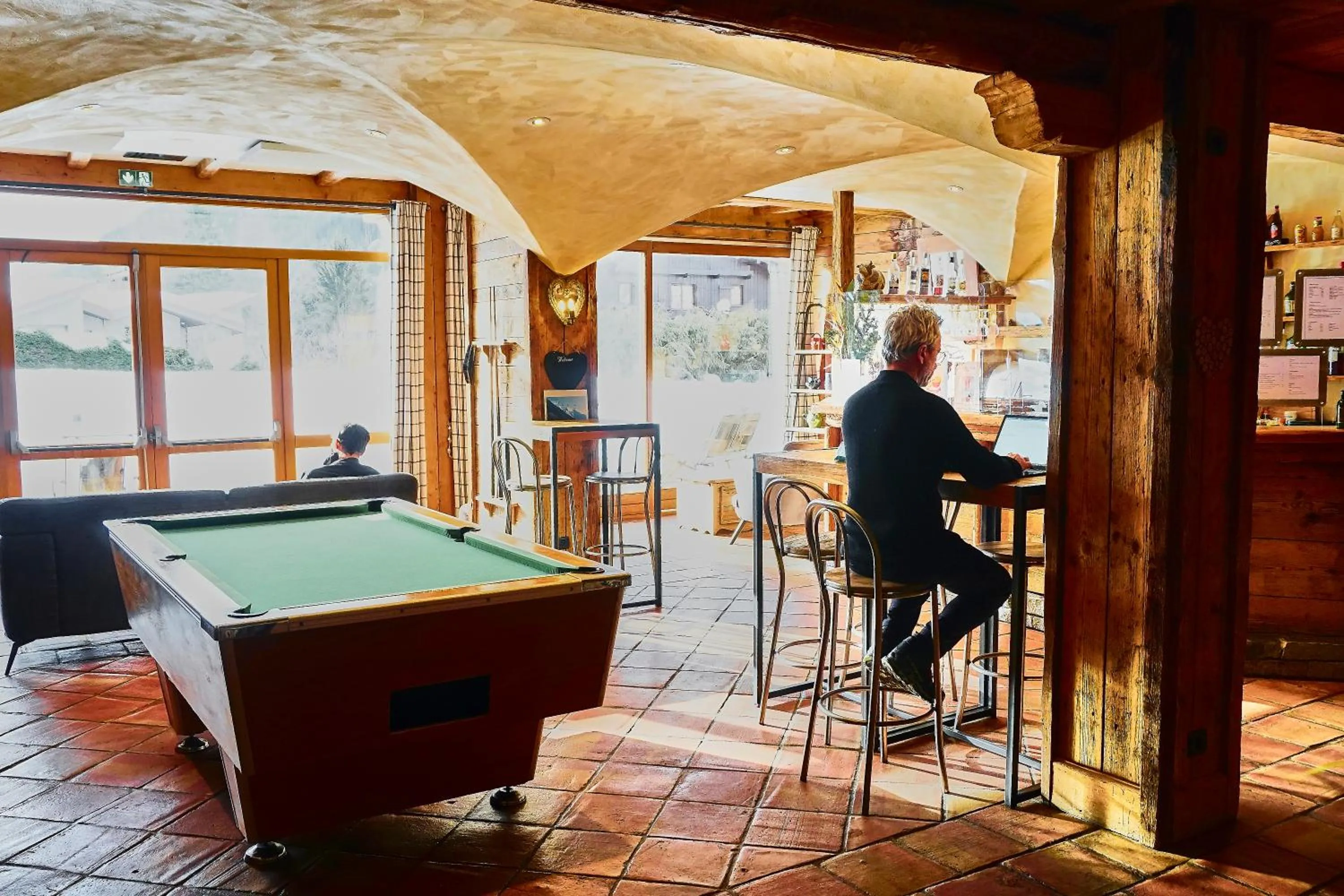 Restaurant/places to eat in Les Grands Montets Hotel & Spa